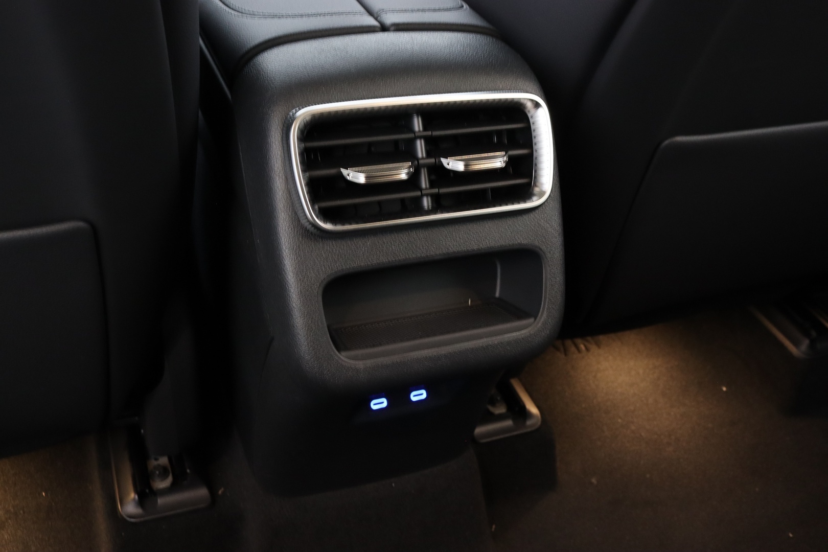 MERCEDES-BENZ GLC 2026