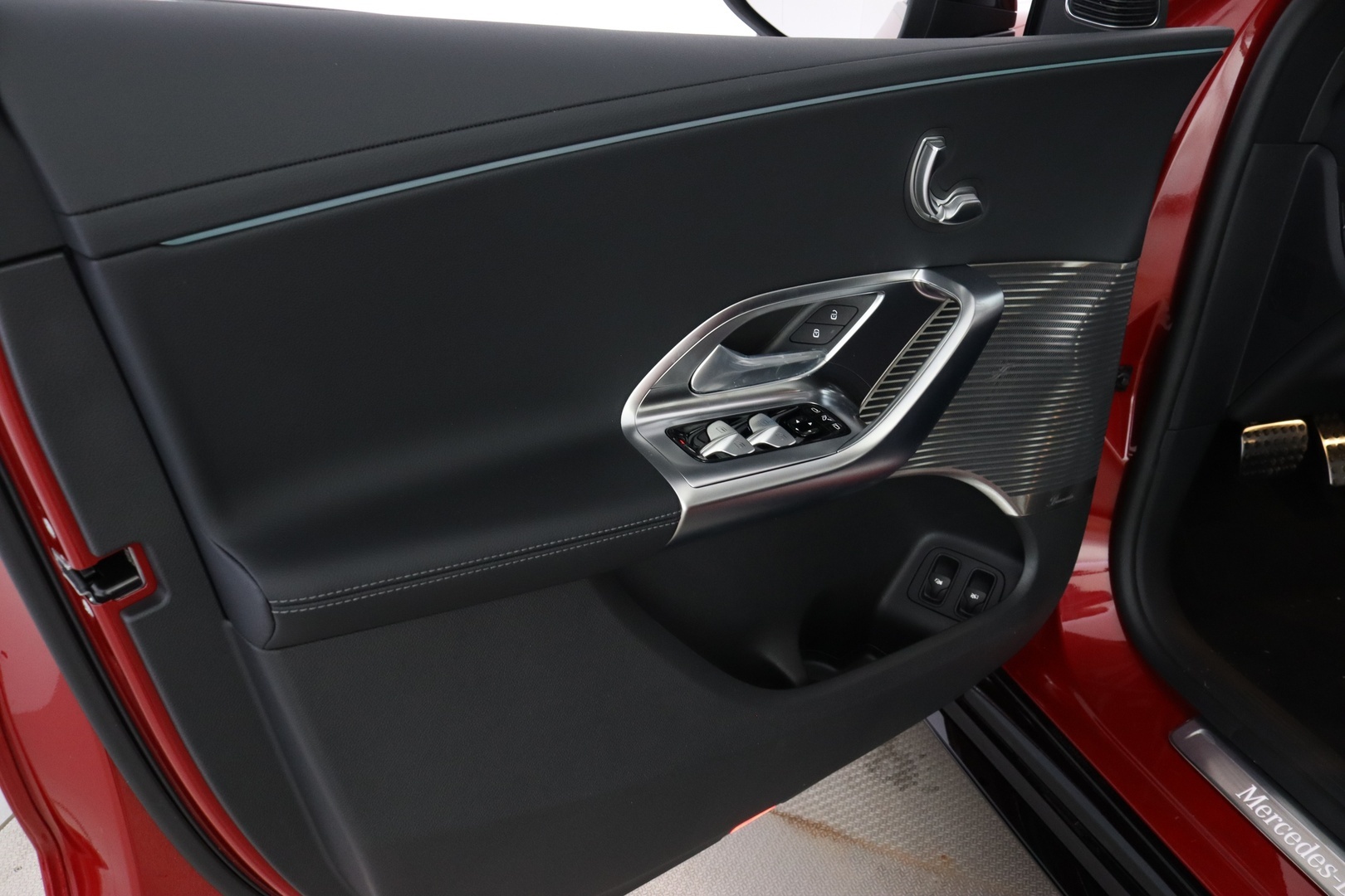 MERCEDES-BENZ GLC 2026