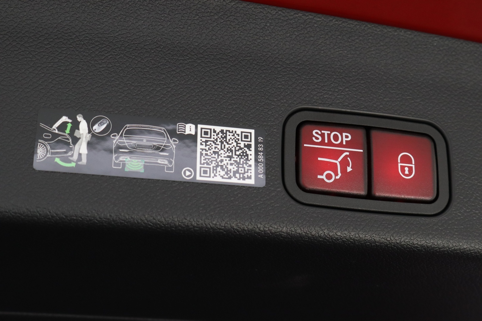 MERCEDES-BENZ GLC 2026