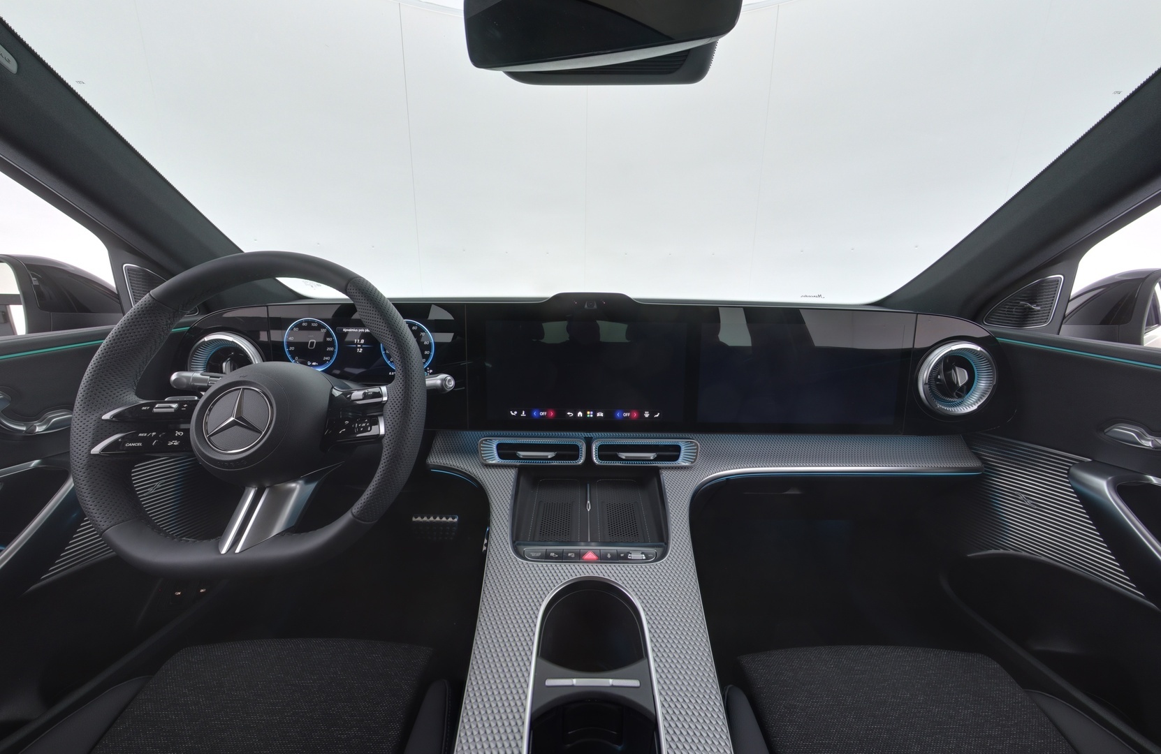 MERCEDES-BENZ GLC 2026