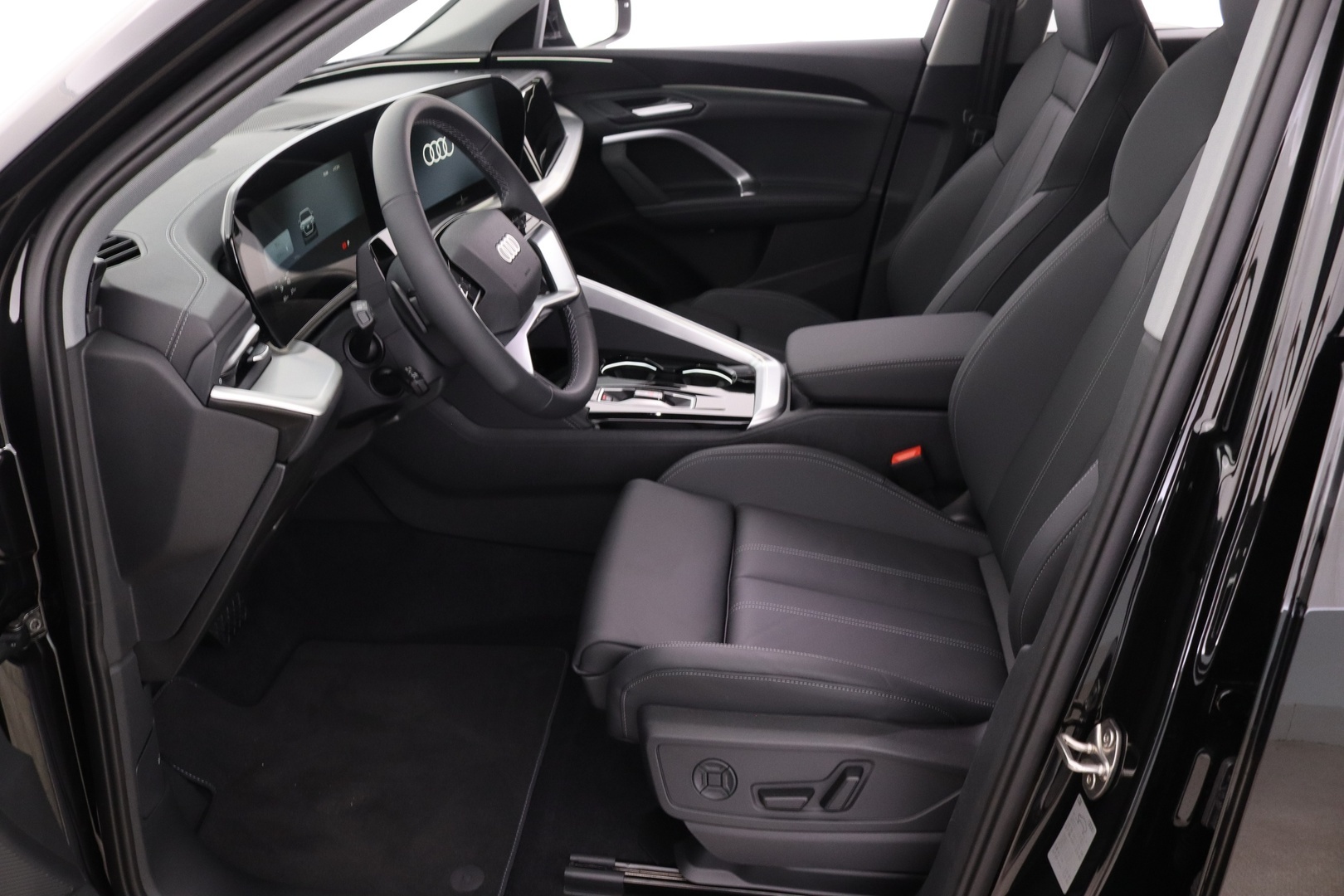 AUDI Q5 2026