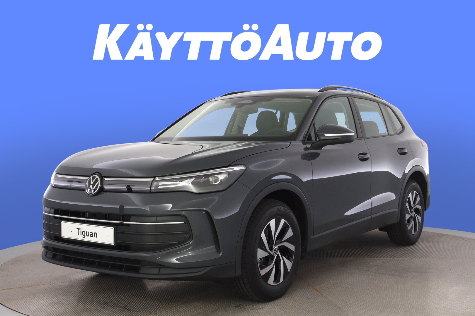 VOLKSWAGEN Tiguan 1