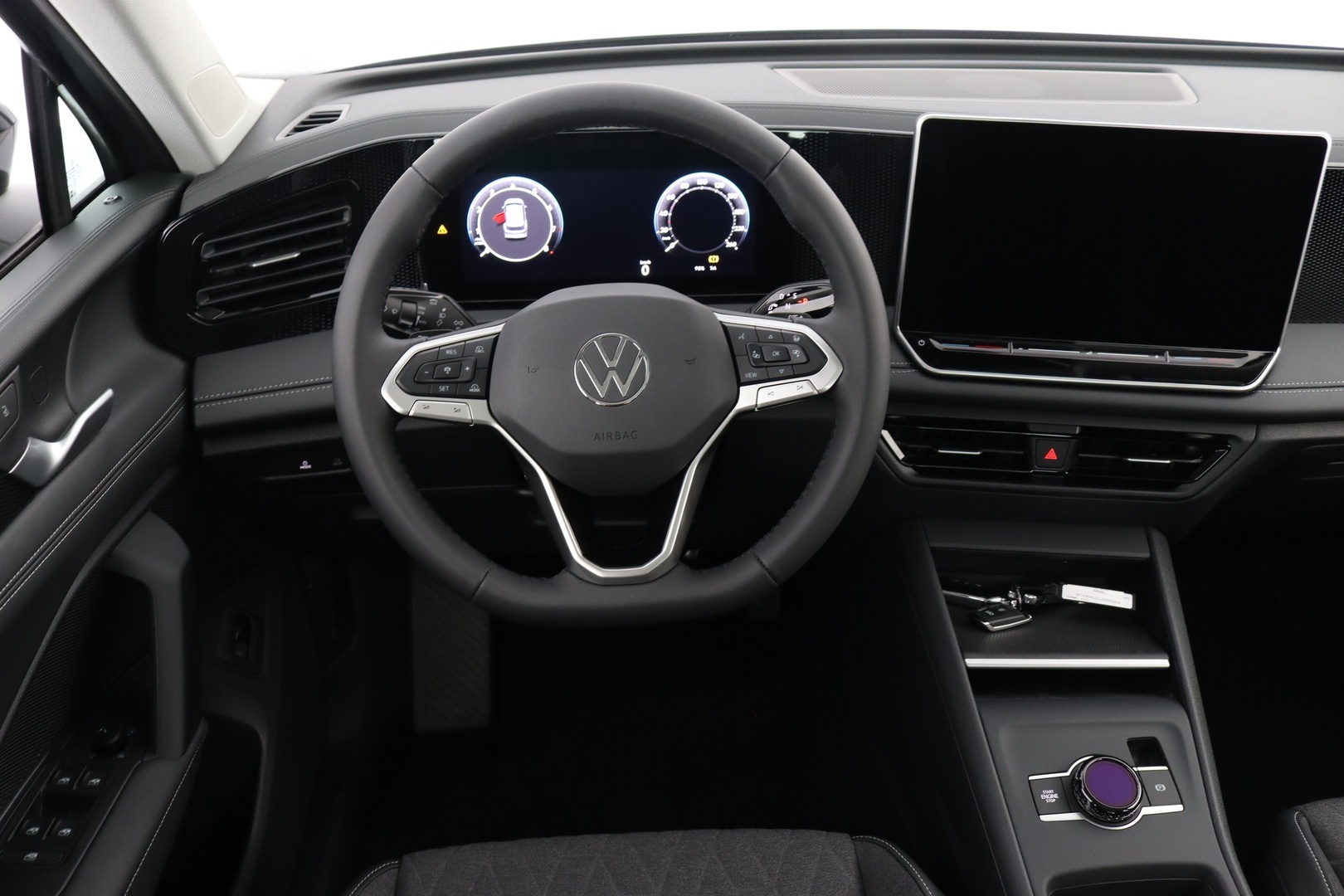 VOLKSWAGEN Tiguan 14