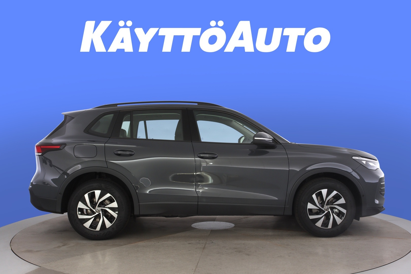 VOLKSWAGEN Tiguan 6