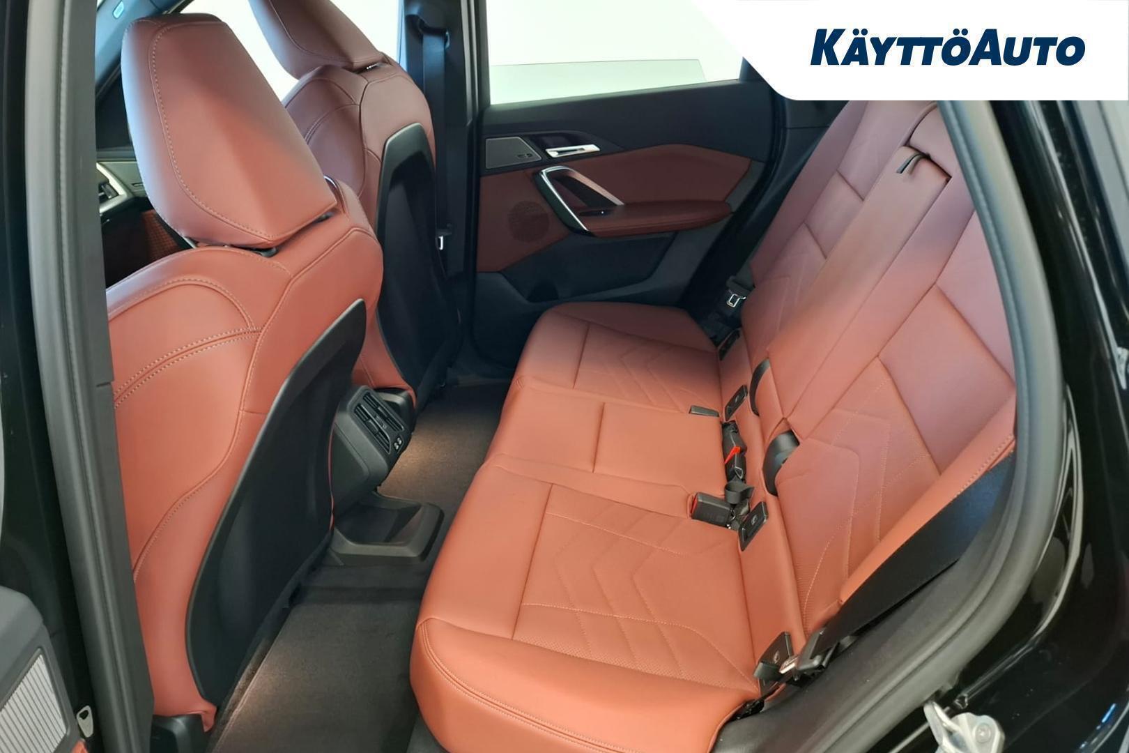 BMW iX1 2026