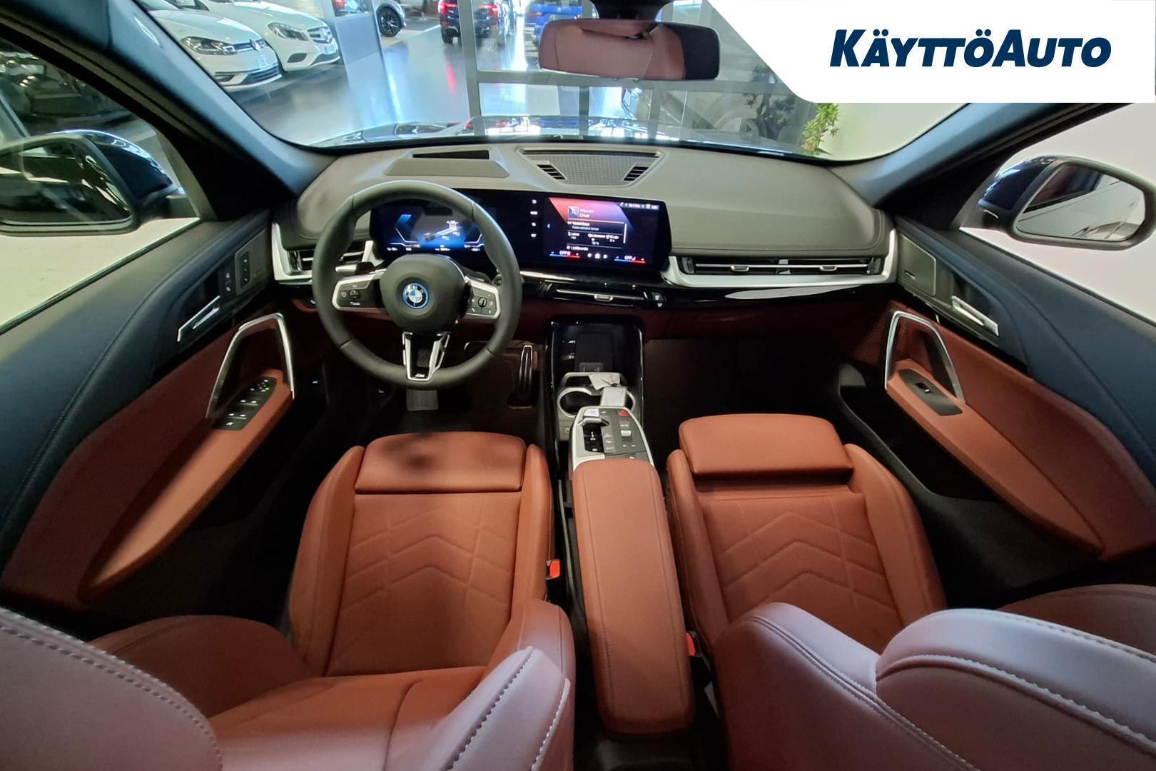 BMW iX1 2026