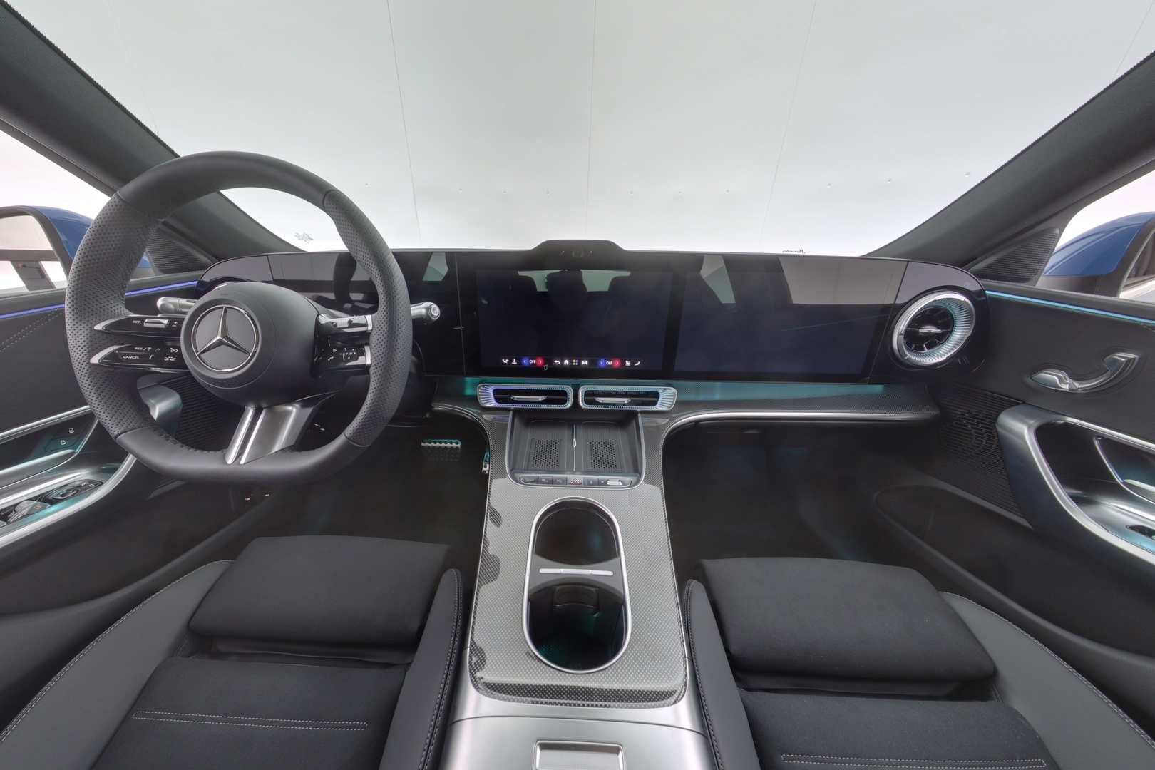 MERCEDES-BENZ C 2026