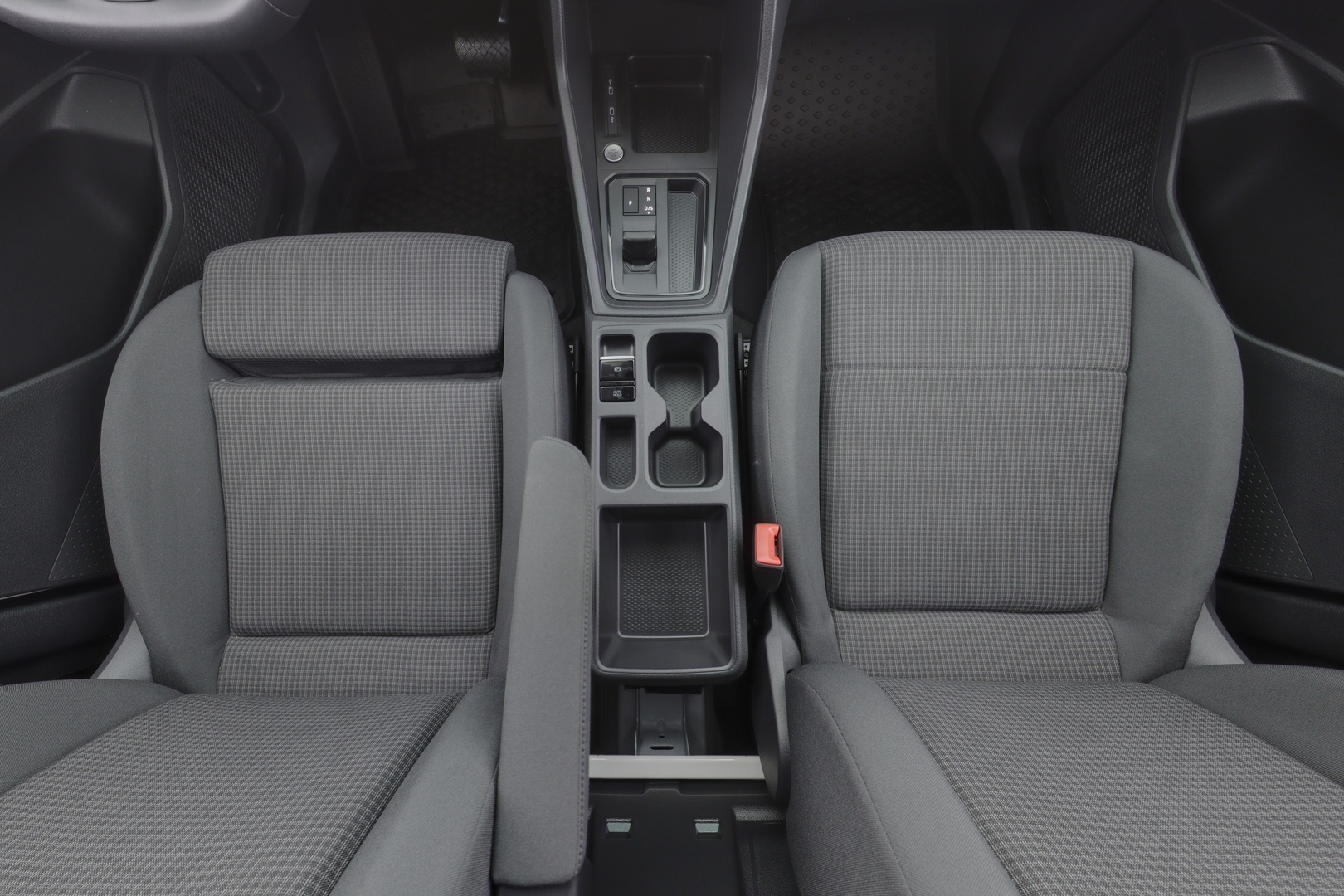 VOLKSWAGEN Caddy Maxi 2026