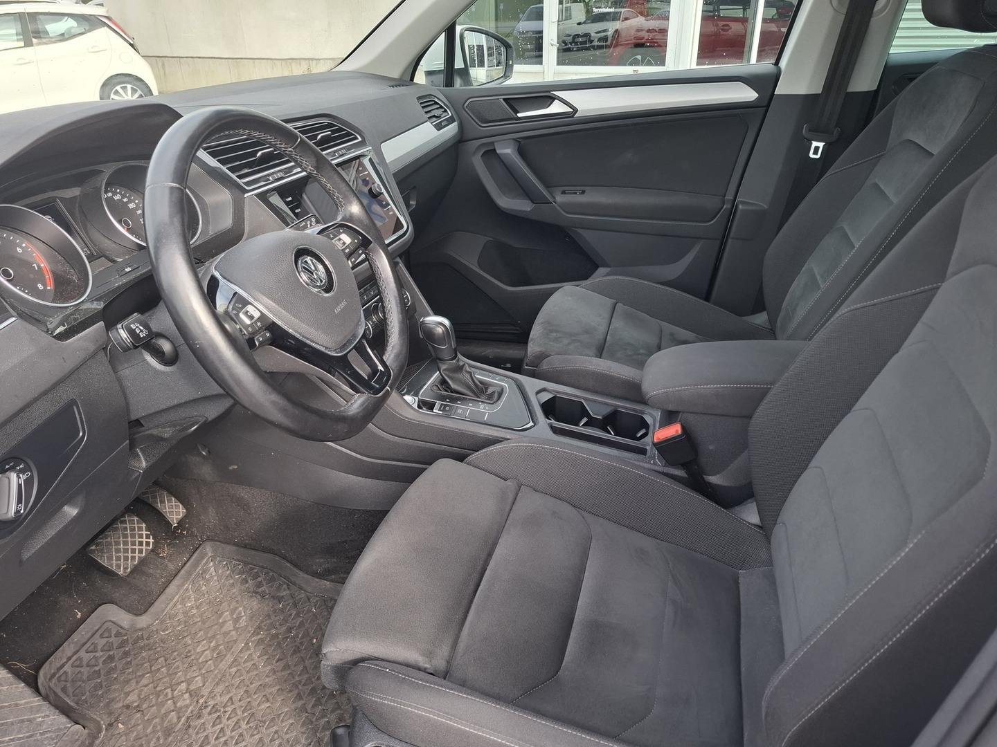VOLKSWAGEN Tiguan 2020