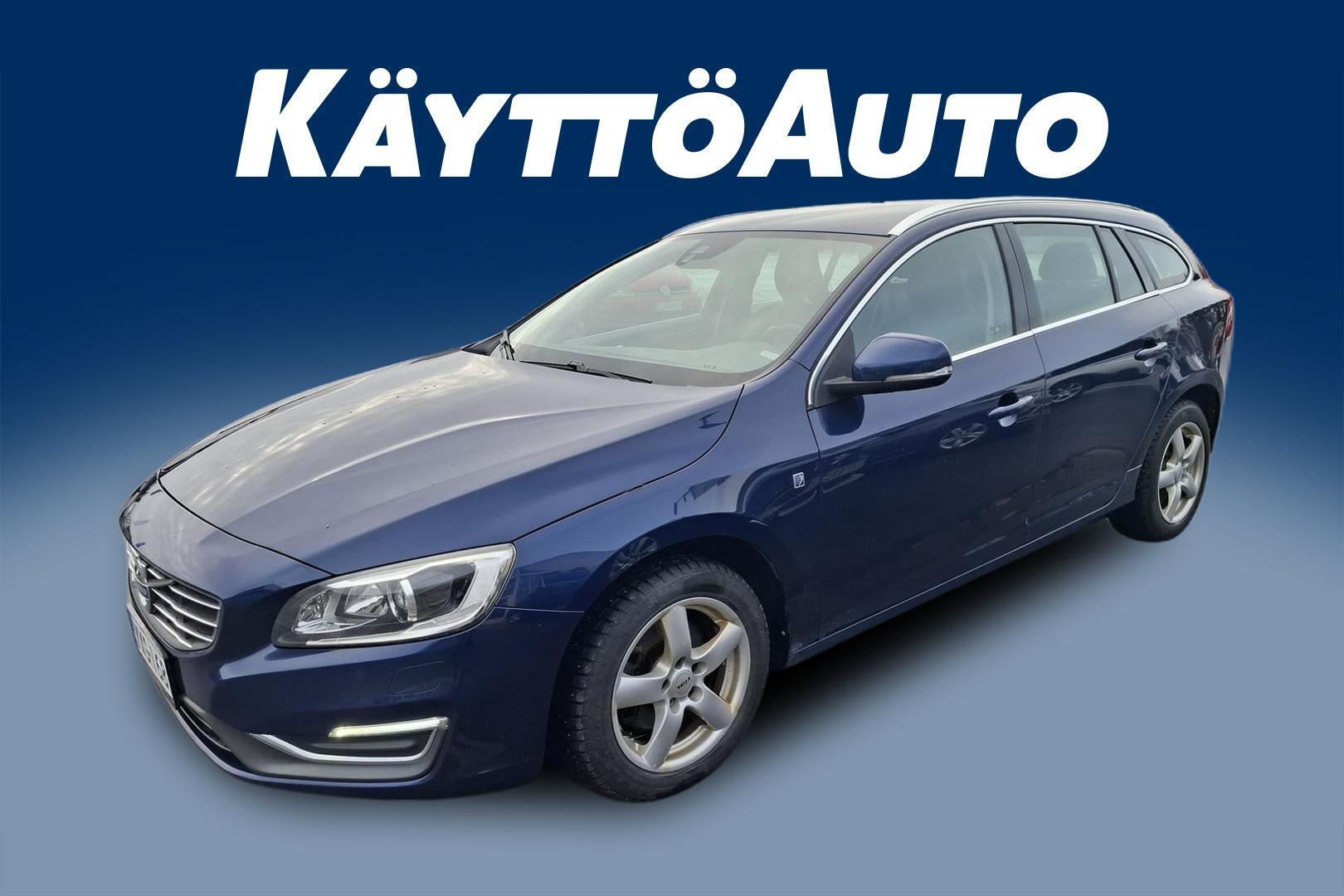 VOLVO V60 2015