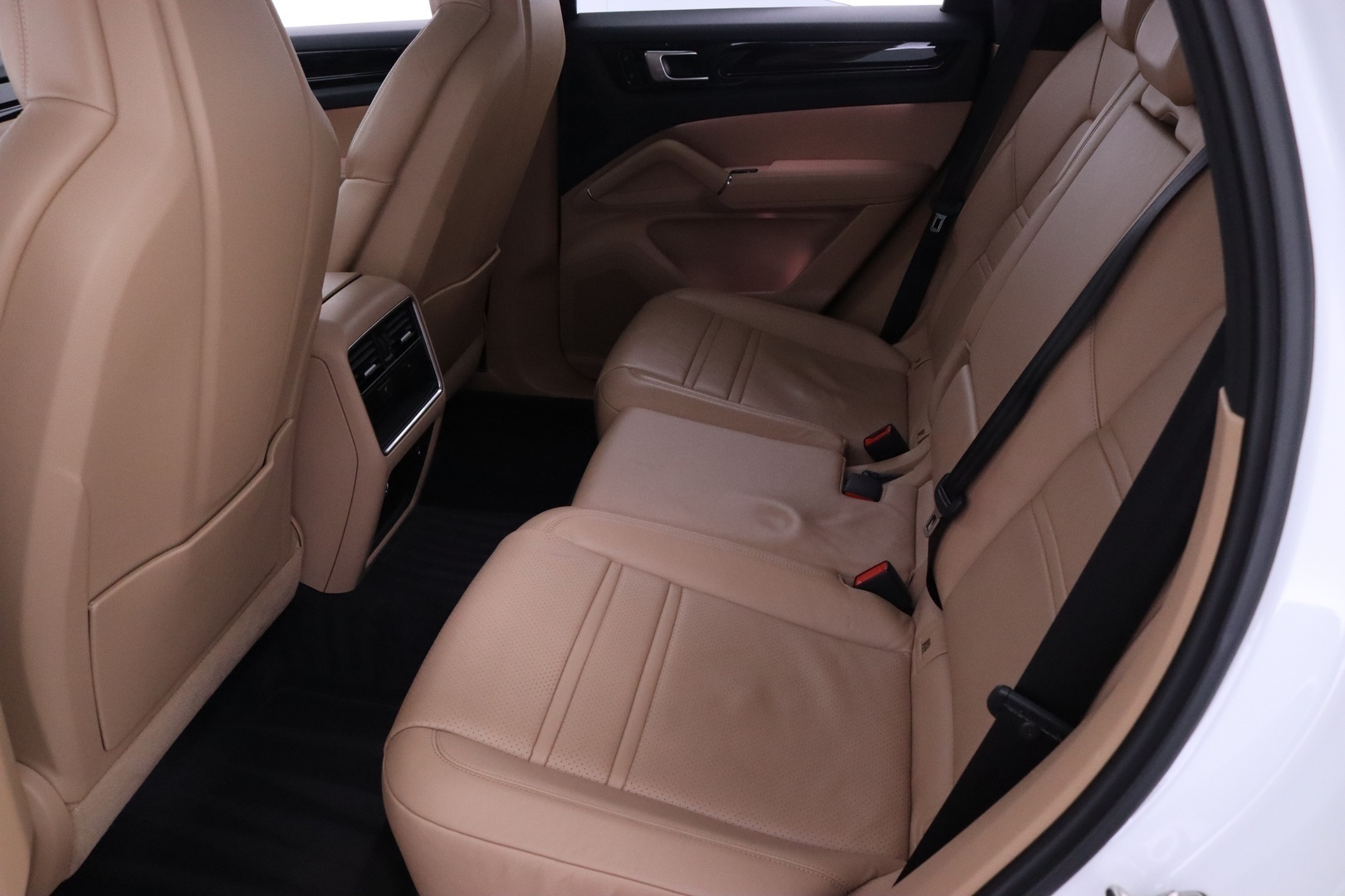 PORSCHE Cayenne 17