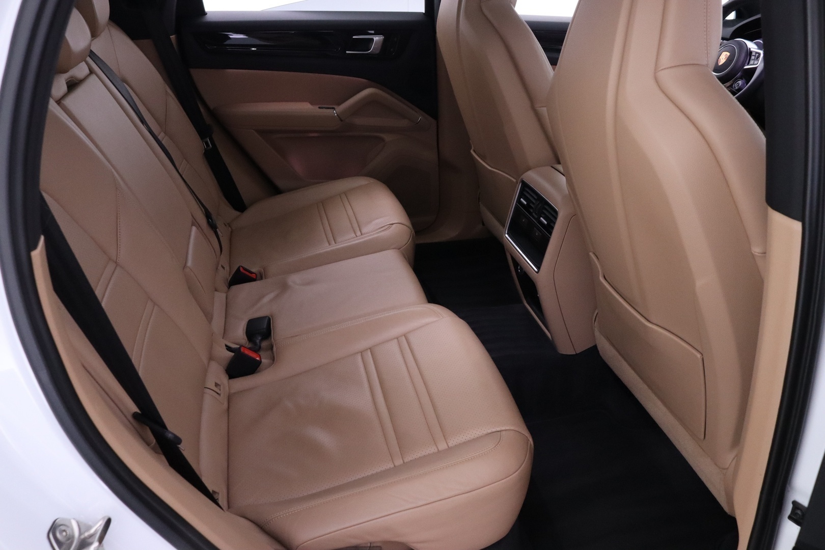 PORSCHE Cayenne 19