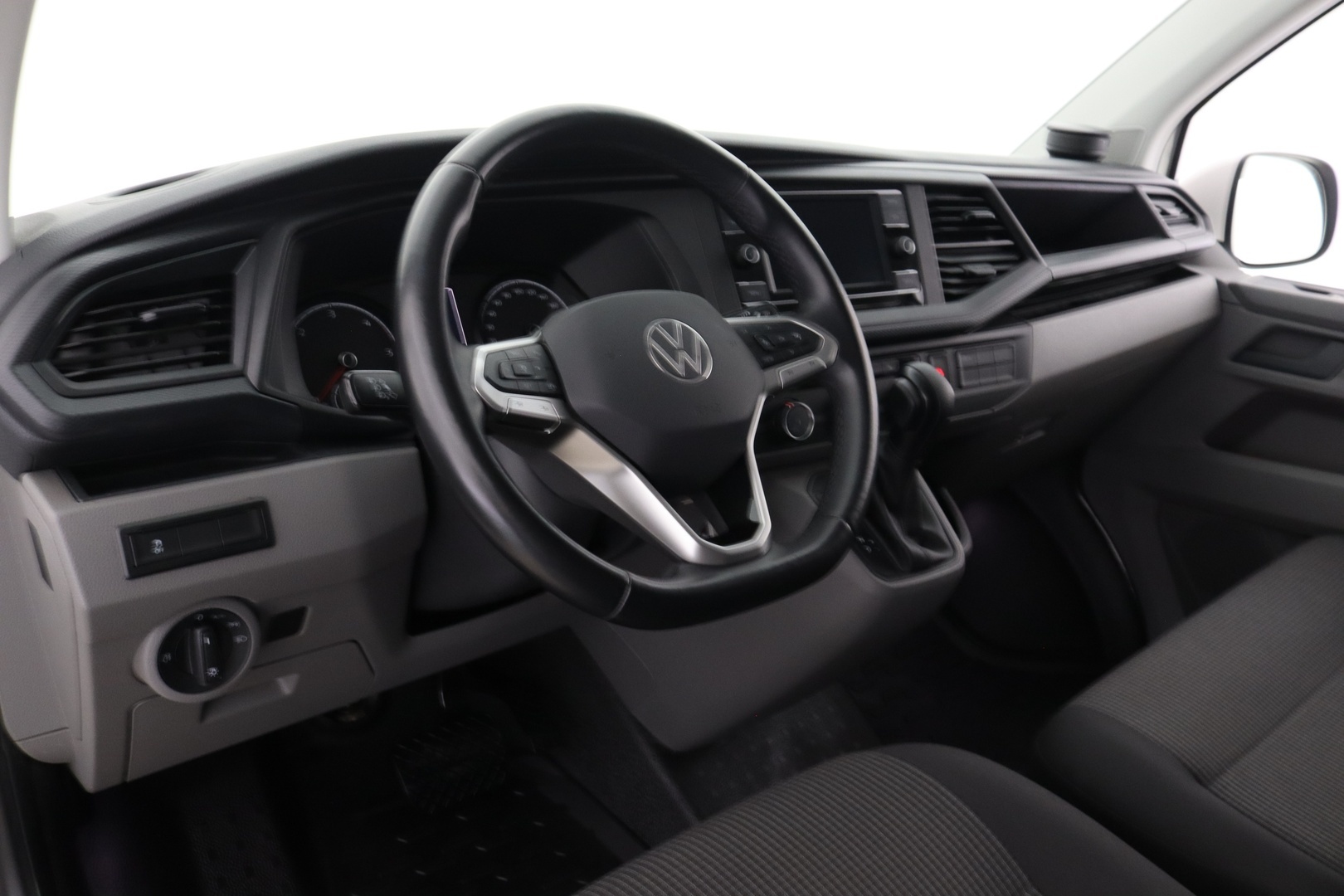 VOLKSWAGEN Transporter 40