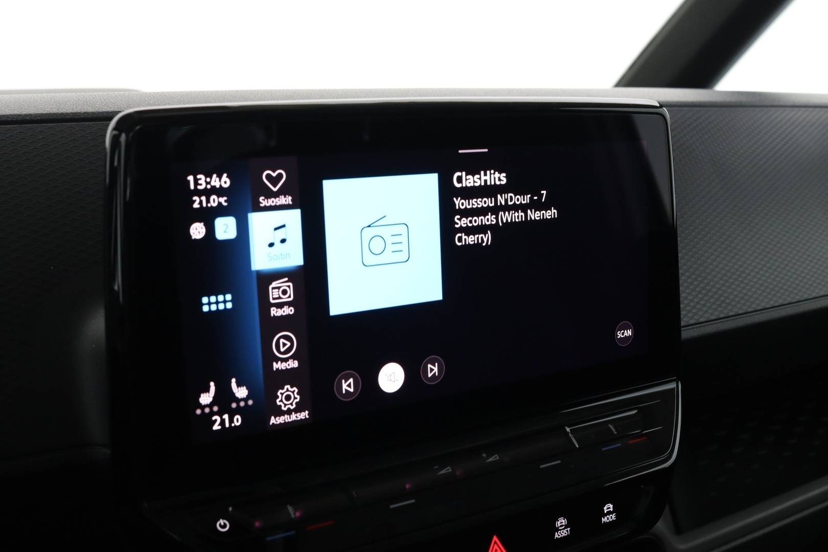 VOLKSWAGEN ID. BUZZ CARGO 27