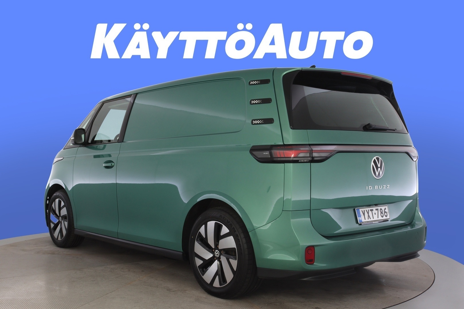 VOLKSWAGEN ID. BUZZ CARGO 3
