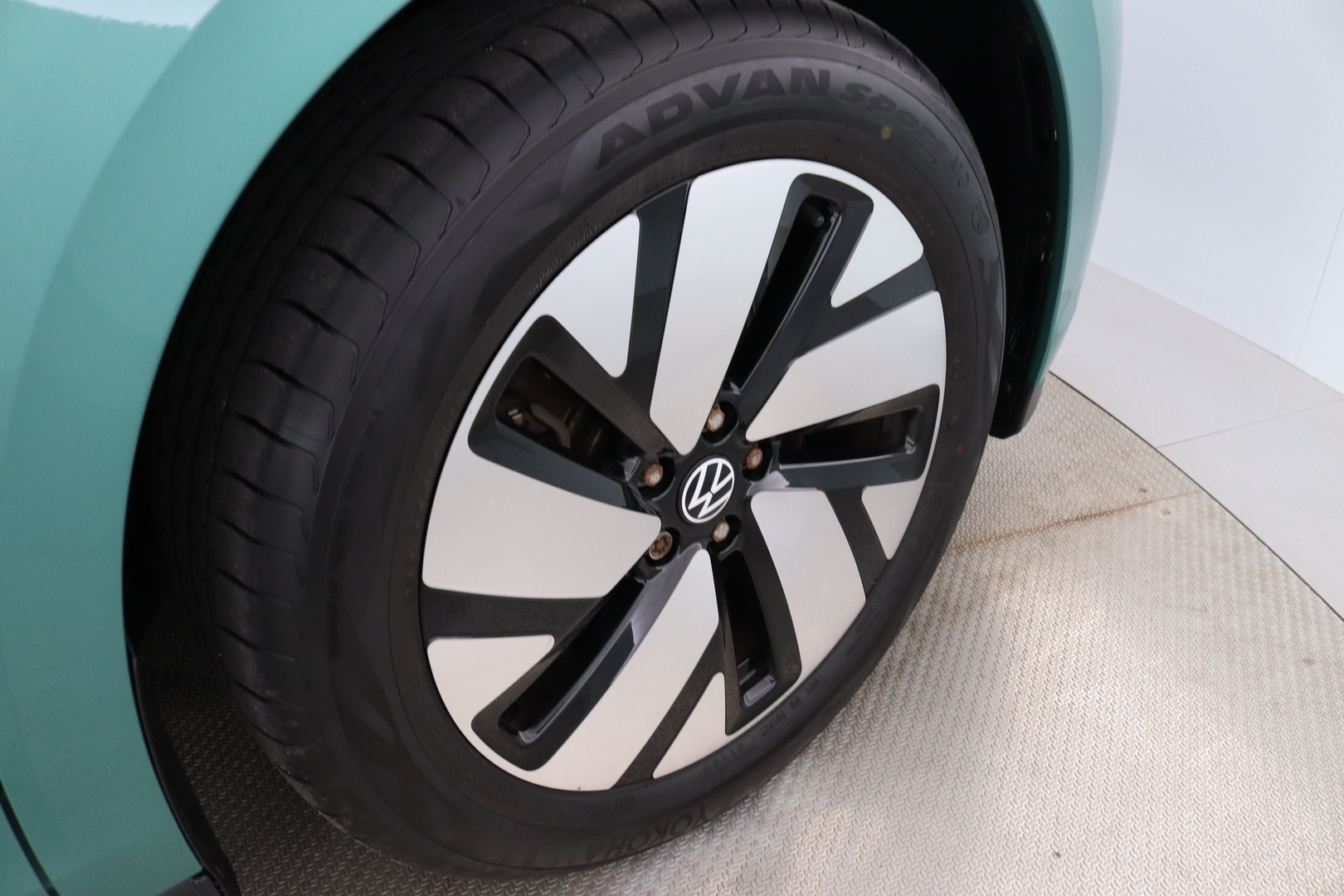 VOLKSWAGEN ID. BUZZ CARGO 43