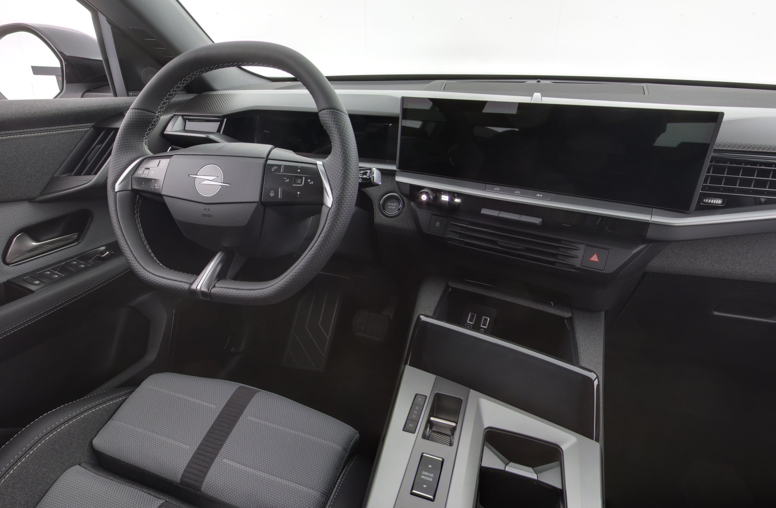 OPEL Grandland 8