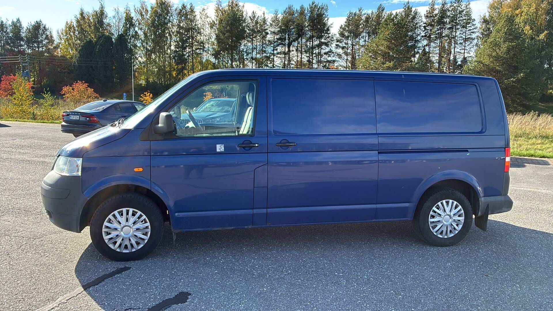 VOLKSWAGEN Transporter 2