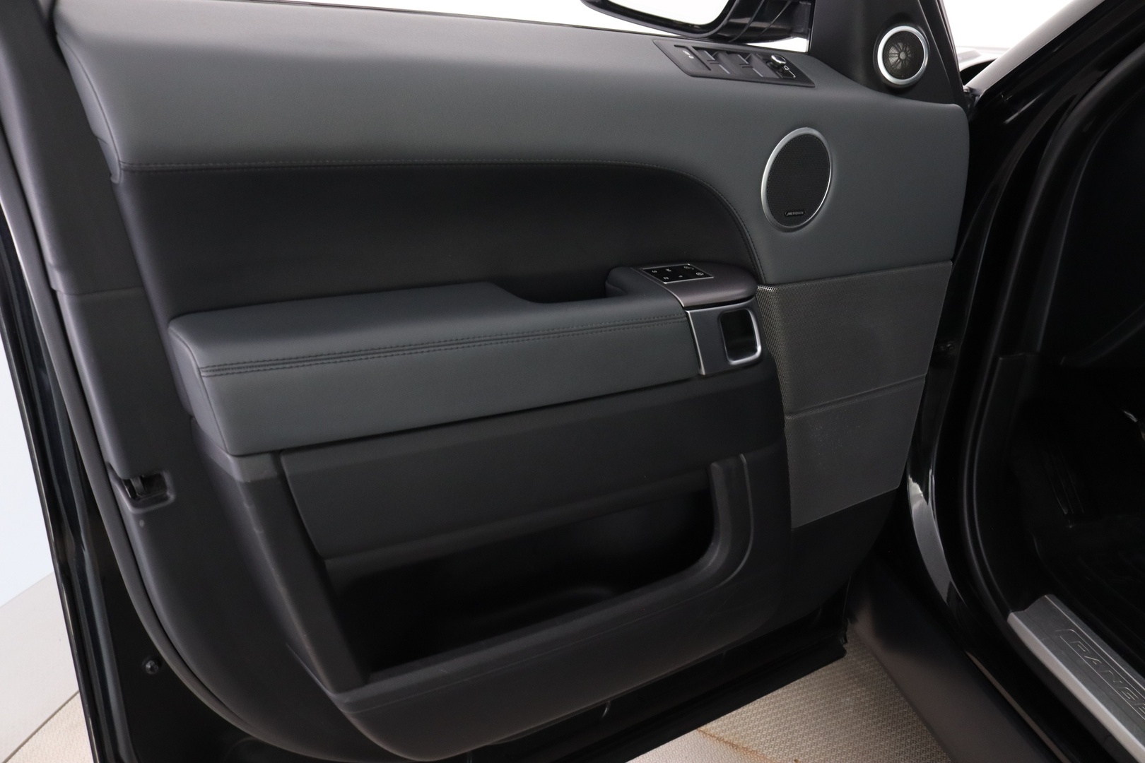 LAND ROVER Range Rover Sport 18