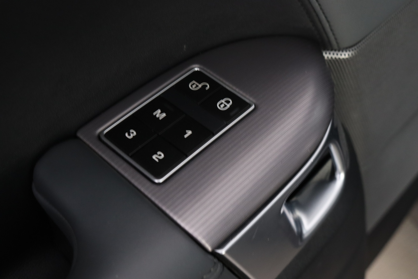 LAND ROVER Range Rover Sport 20