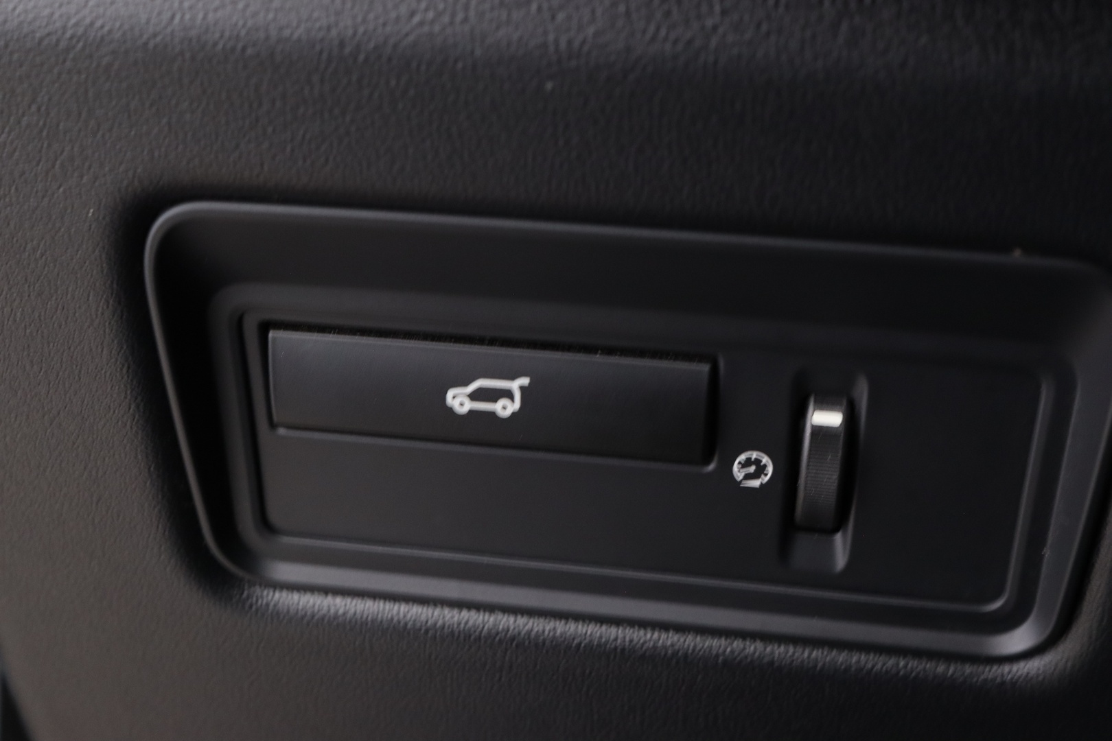 LAND ROVER Range Rover Sport 23