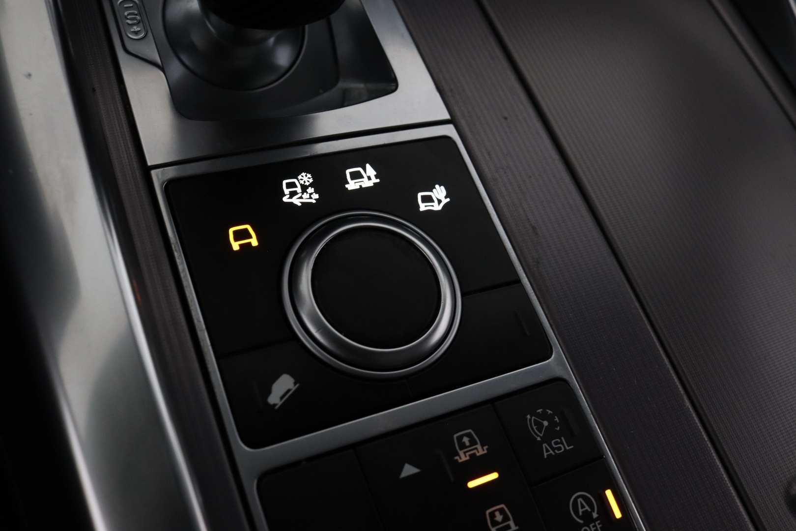 LAND ROVER Range Rover Sport 32