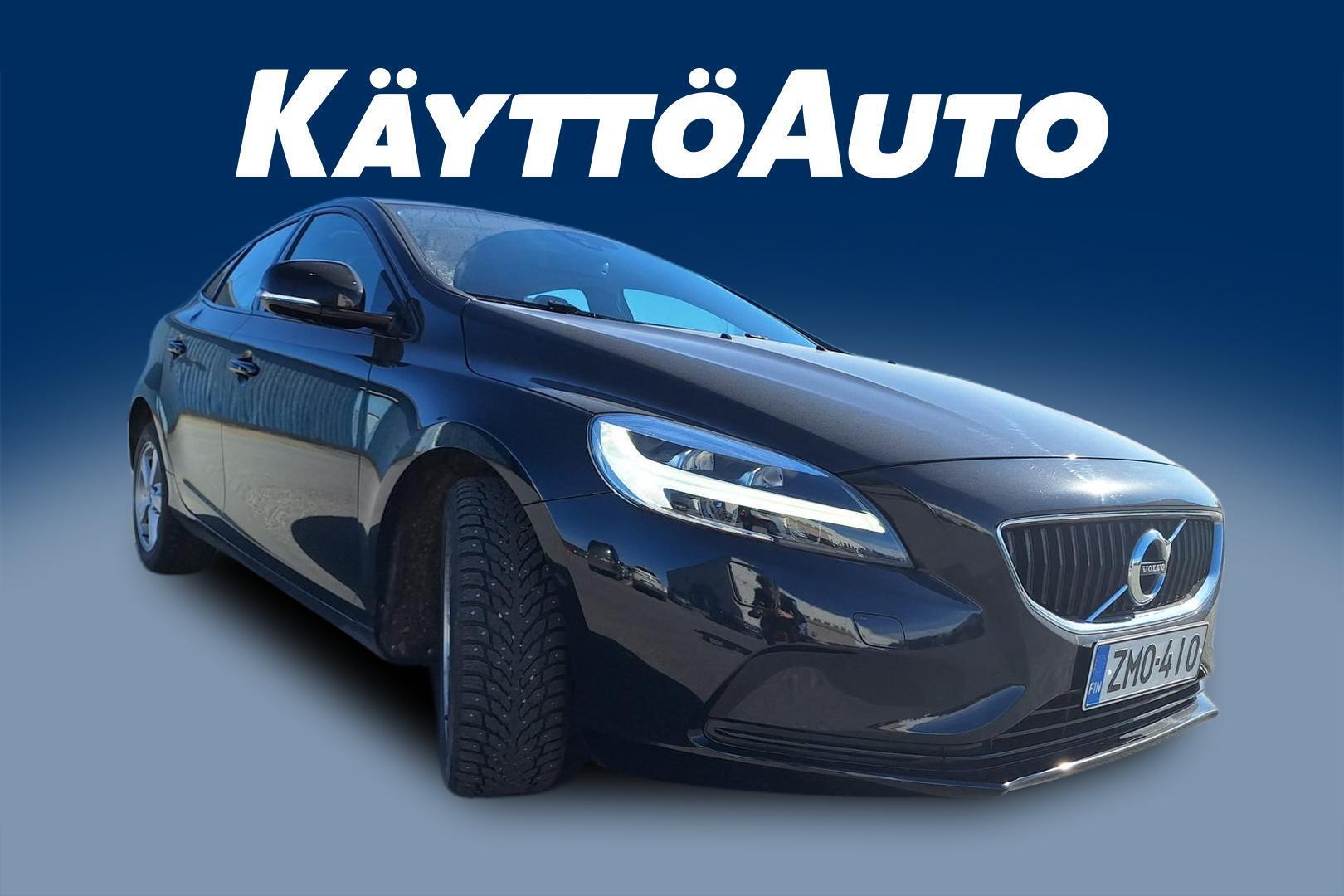 VOLVO V40 2019