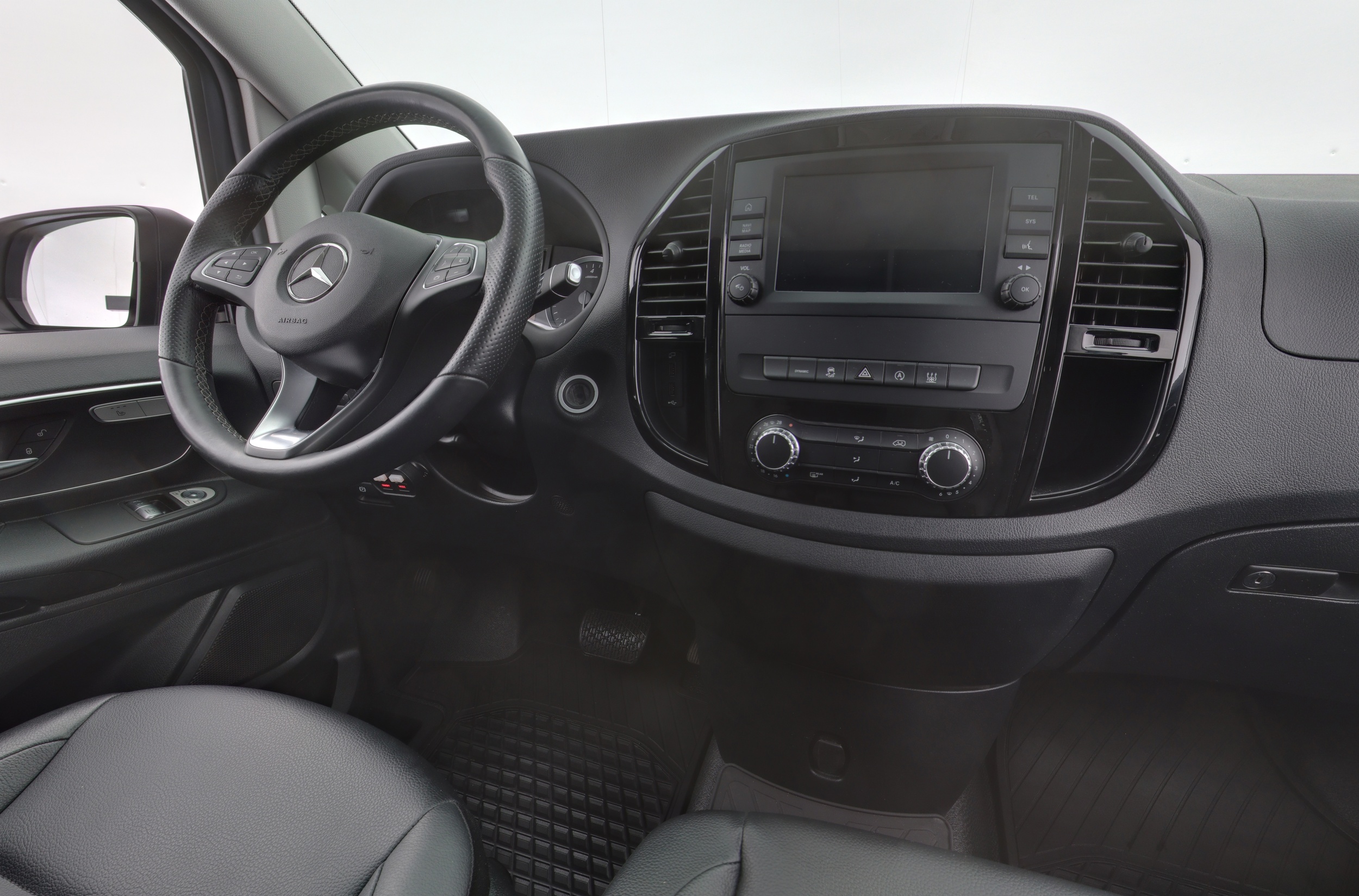 MERCEDES-BENZ Vito 26