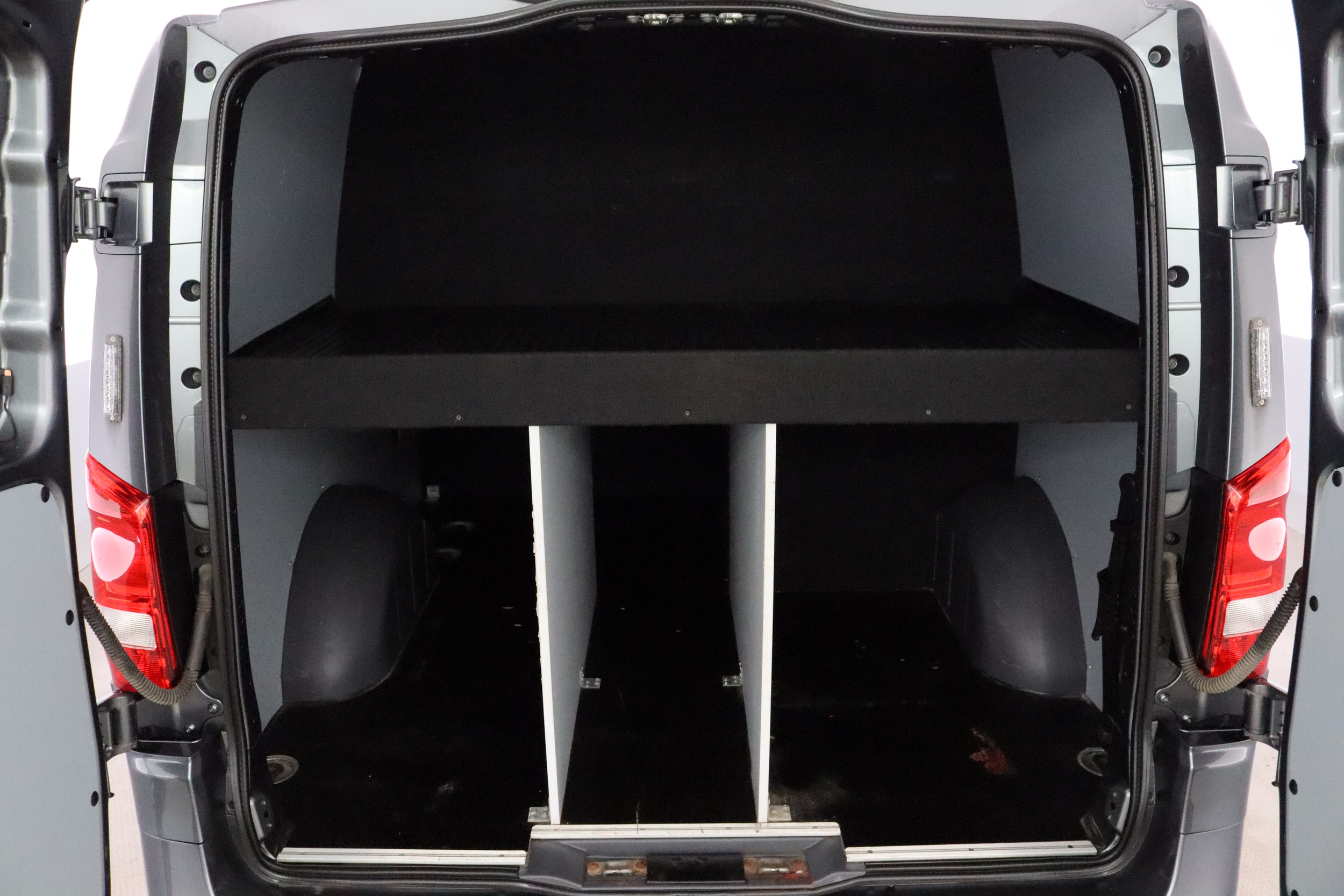 MERCEDES-BENZ Vito 33