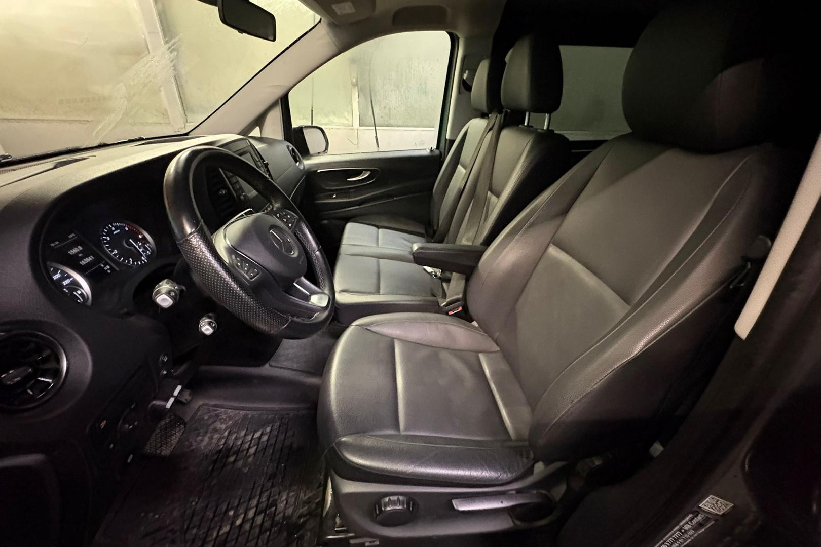 MERCEDES-BENZ Vito 2022