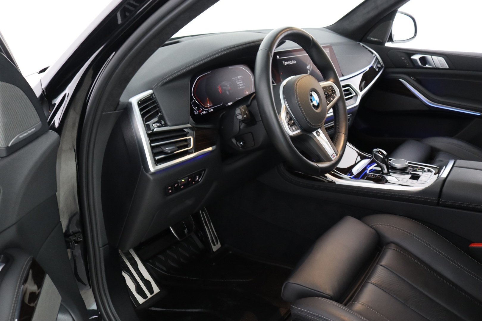 BMW X7 12