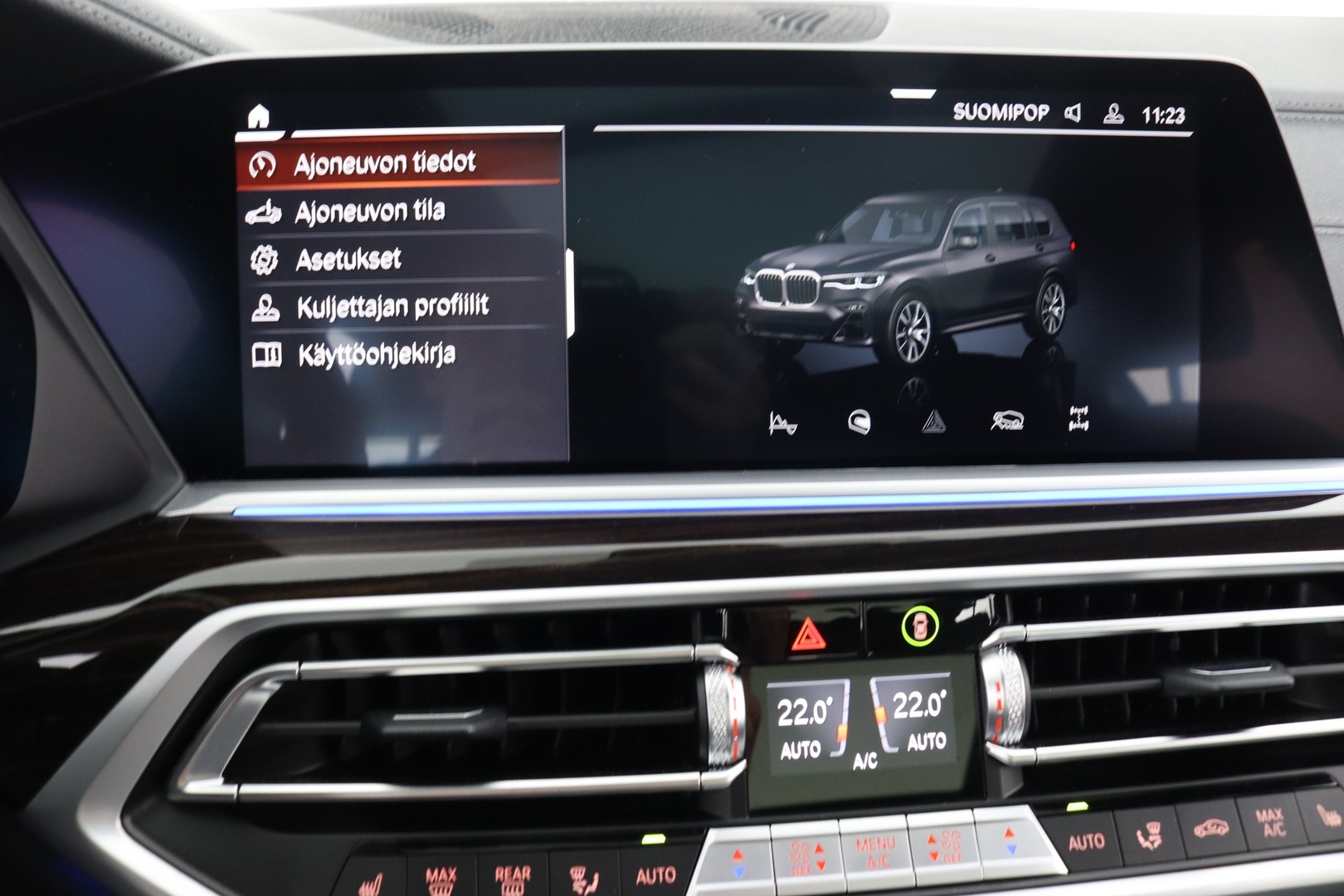 BMW X7 21