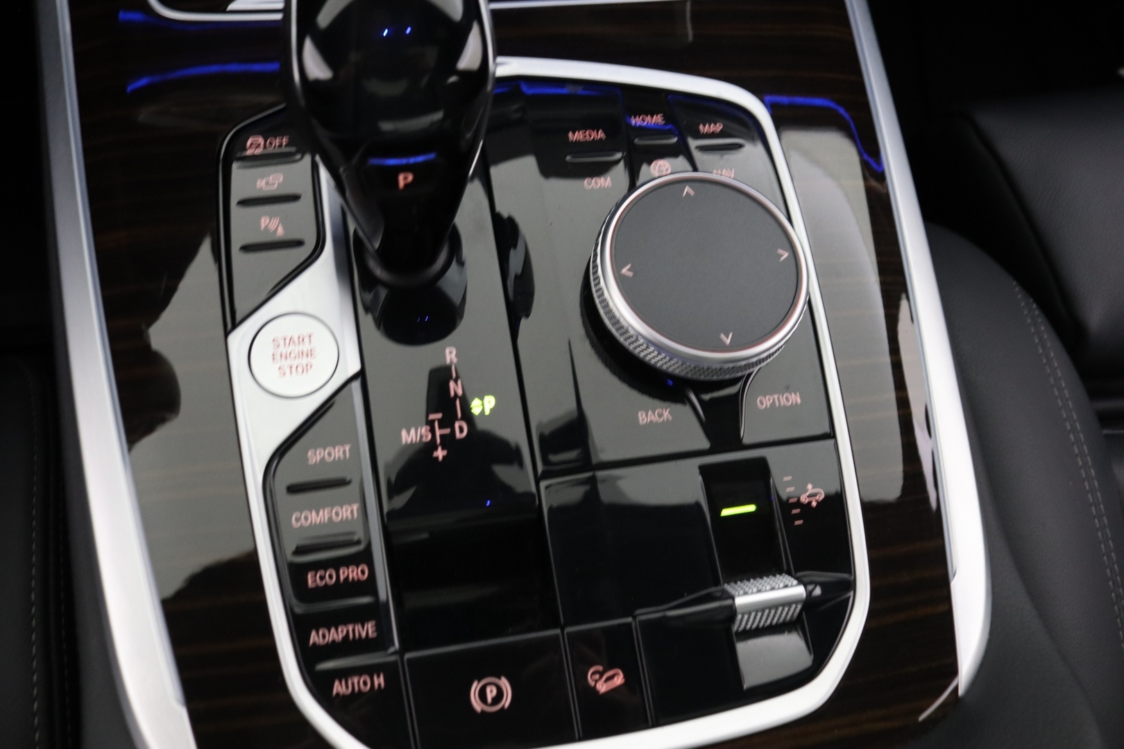 BMW X7 24