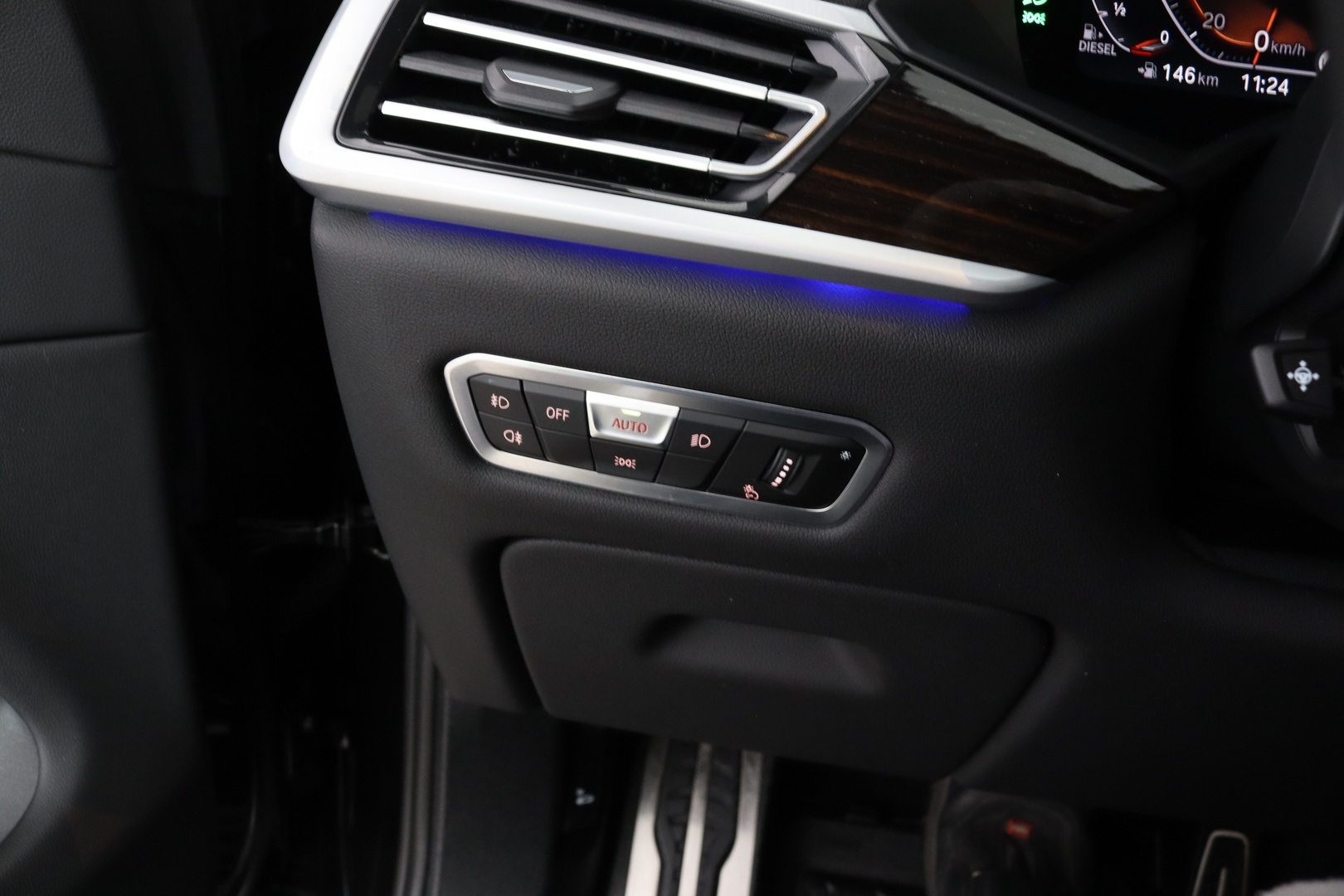 BMW X7 27