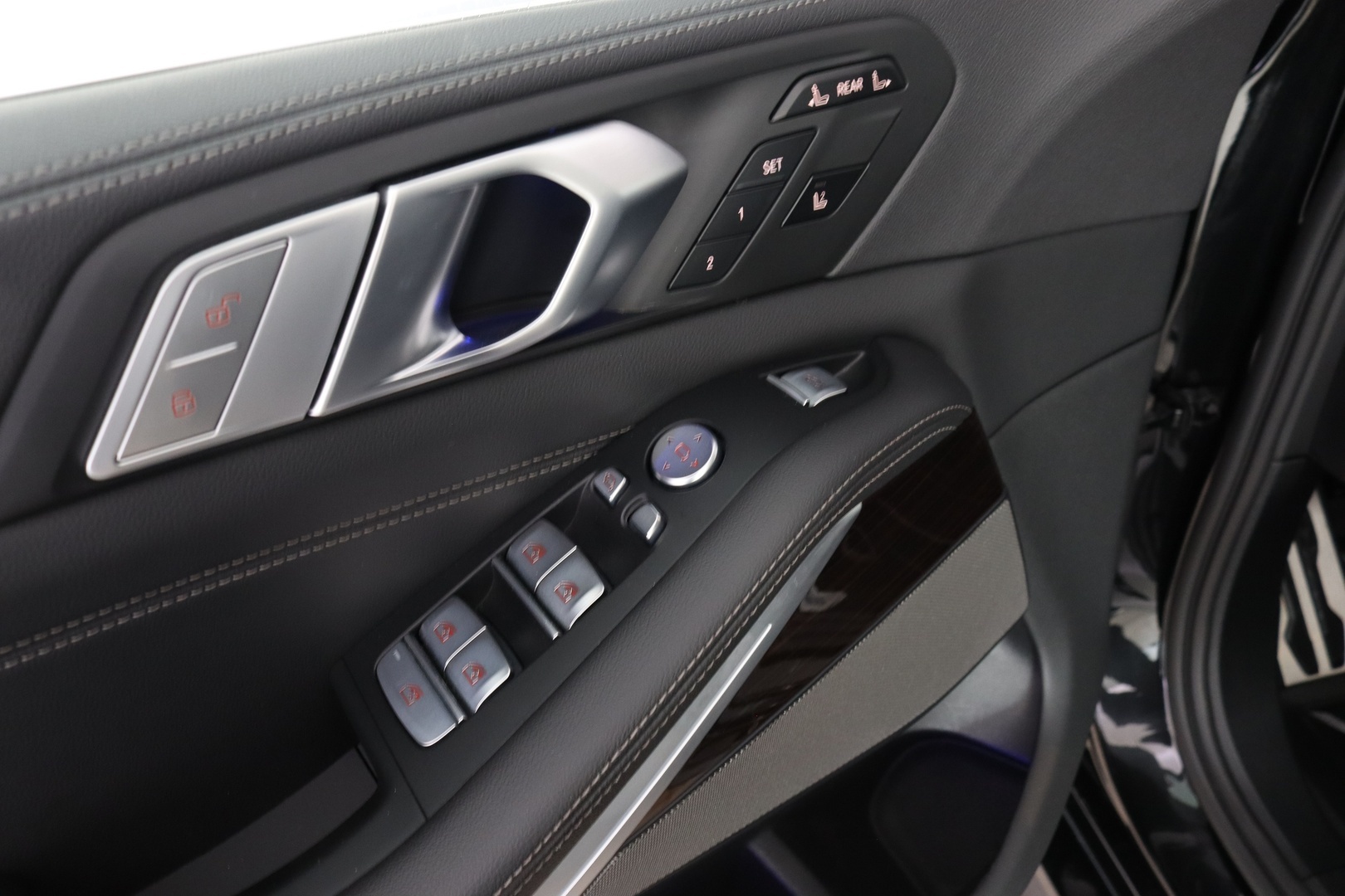 BMW X7 28