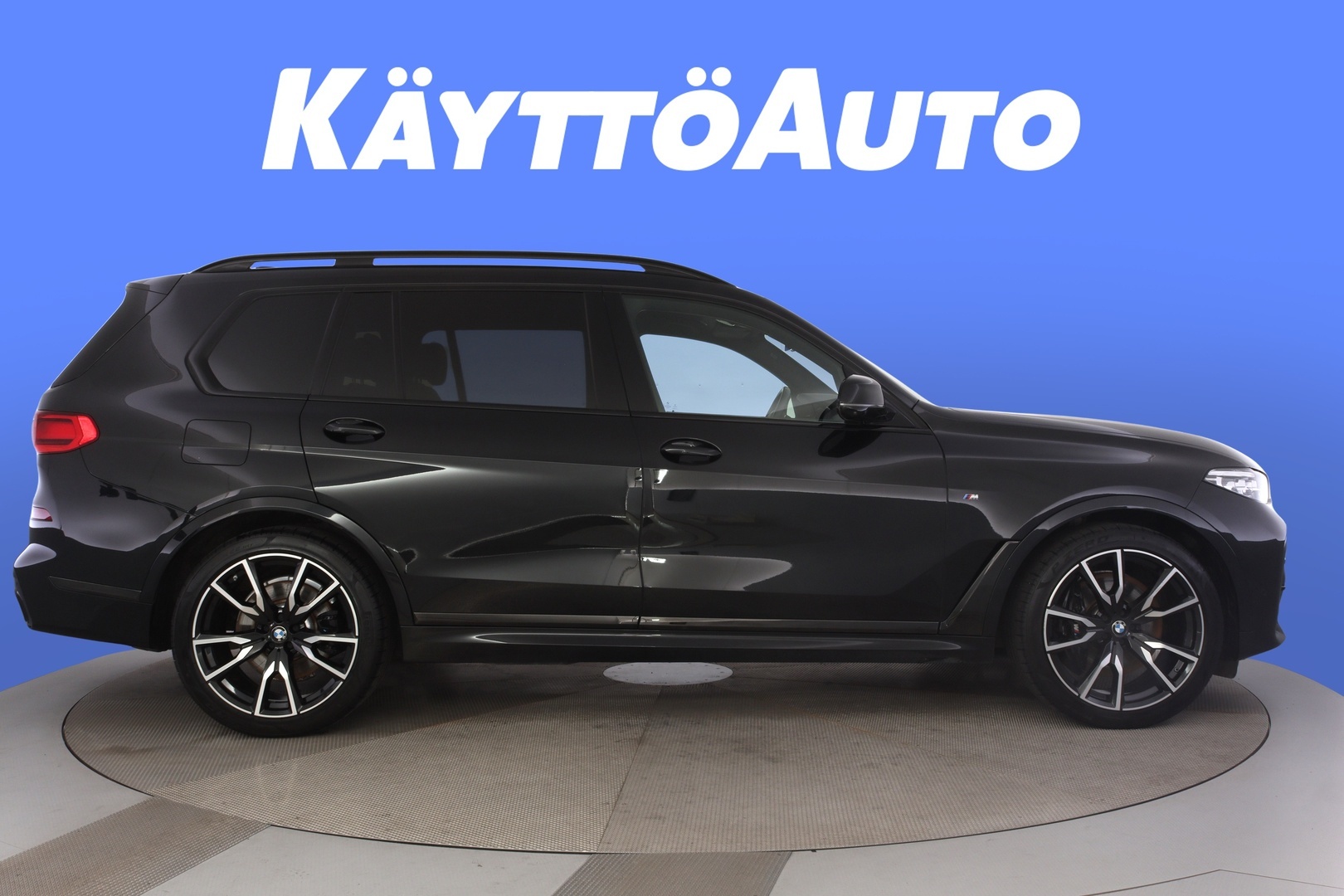 BMW X7 6