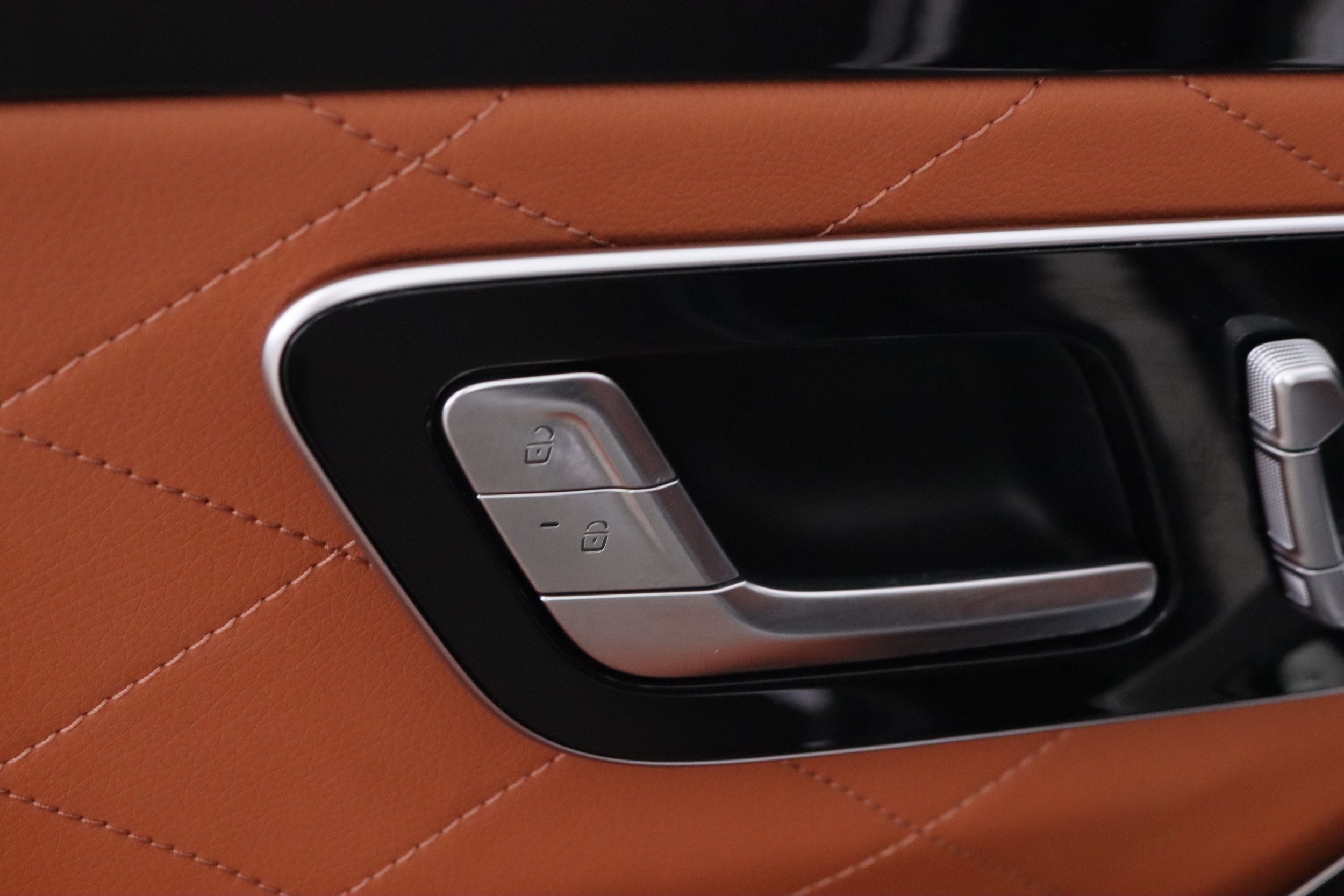 MERCEDES-BENZ S 2022