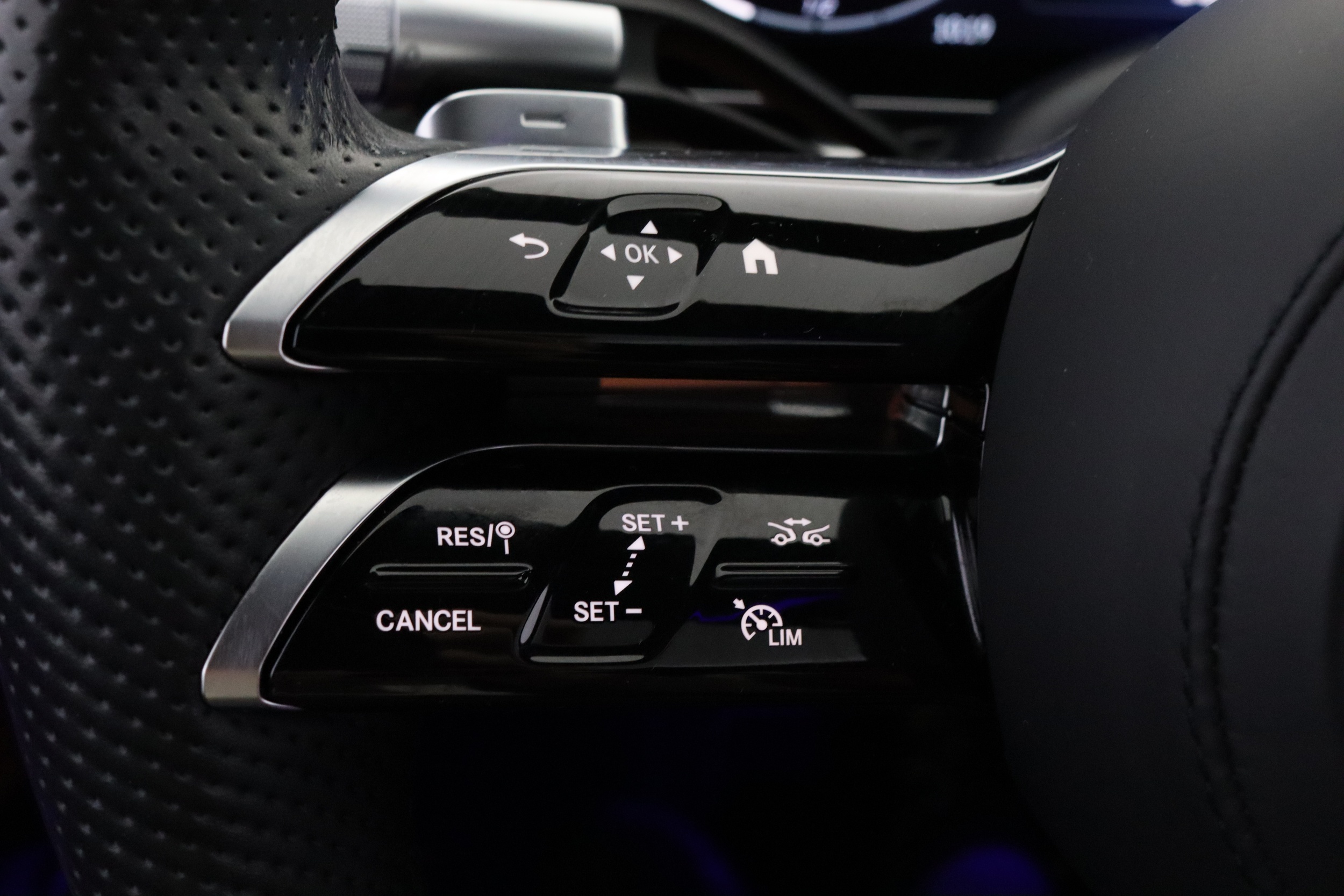 MERCEDES-BENZ S 2022