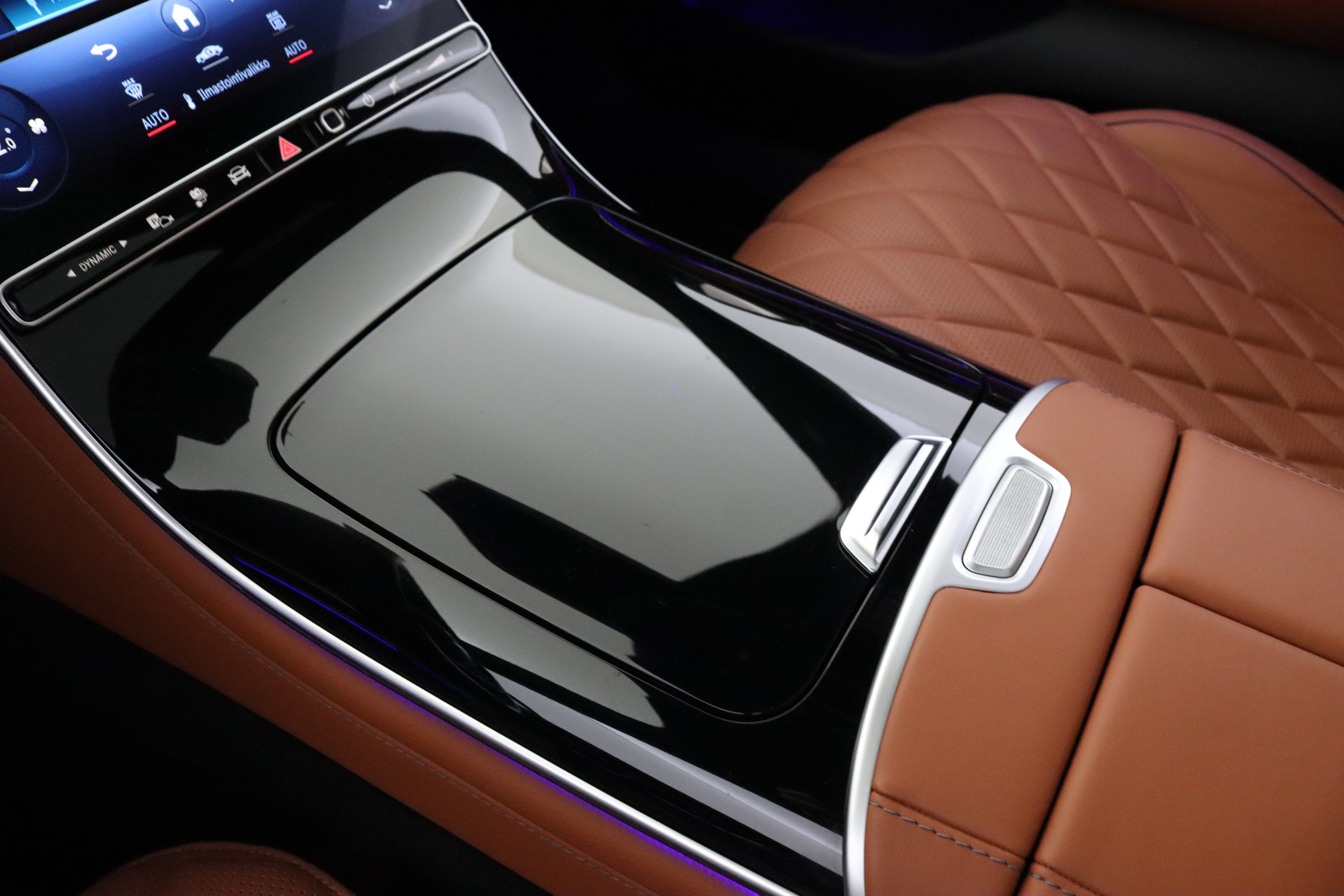 MERCEDES-BENZ S 2022