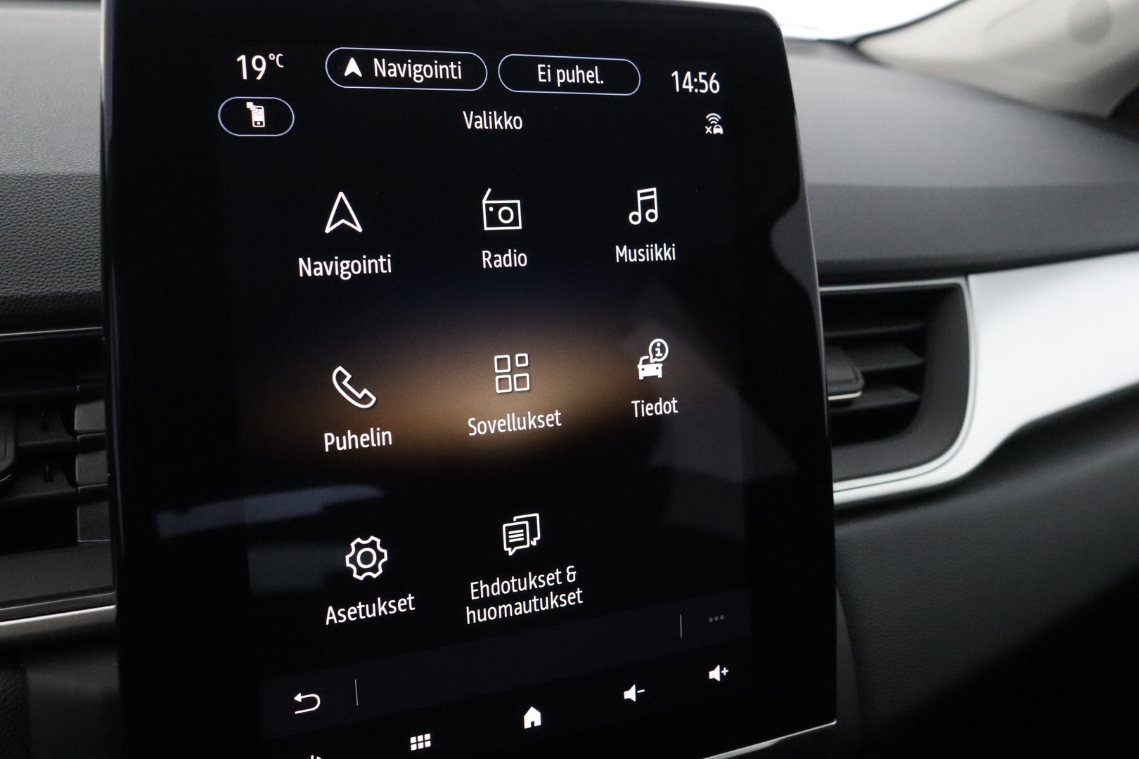 RENAULT Captur 24