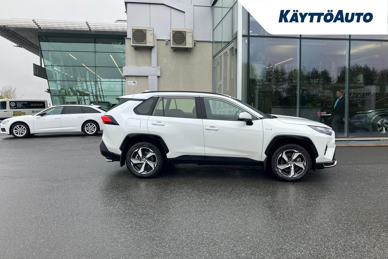 TOYOTA RAV4 Plug-in 2025