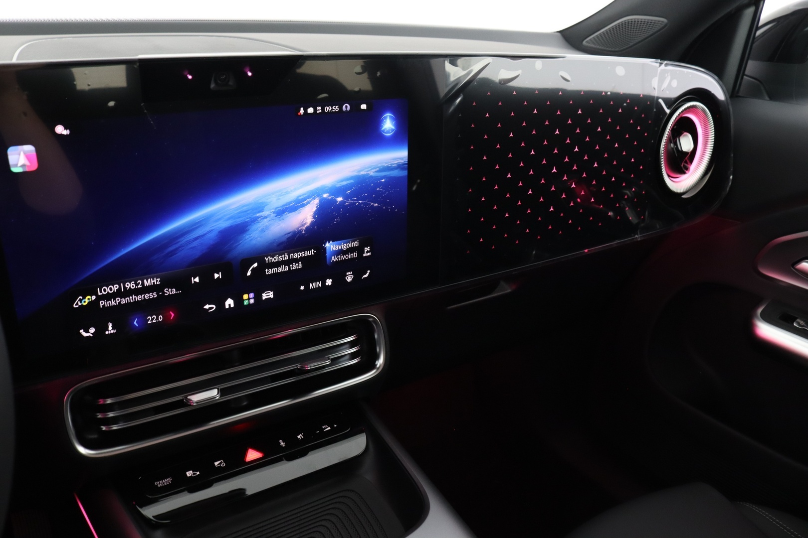 MERCEDES-BENZ GLB 2026