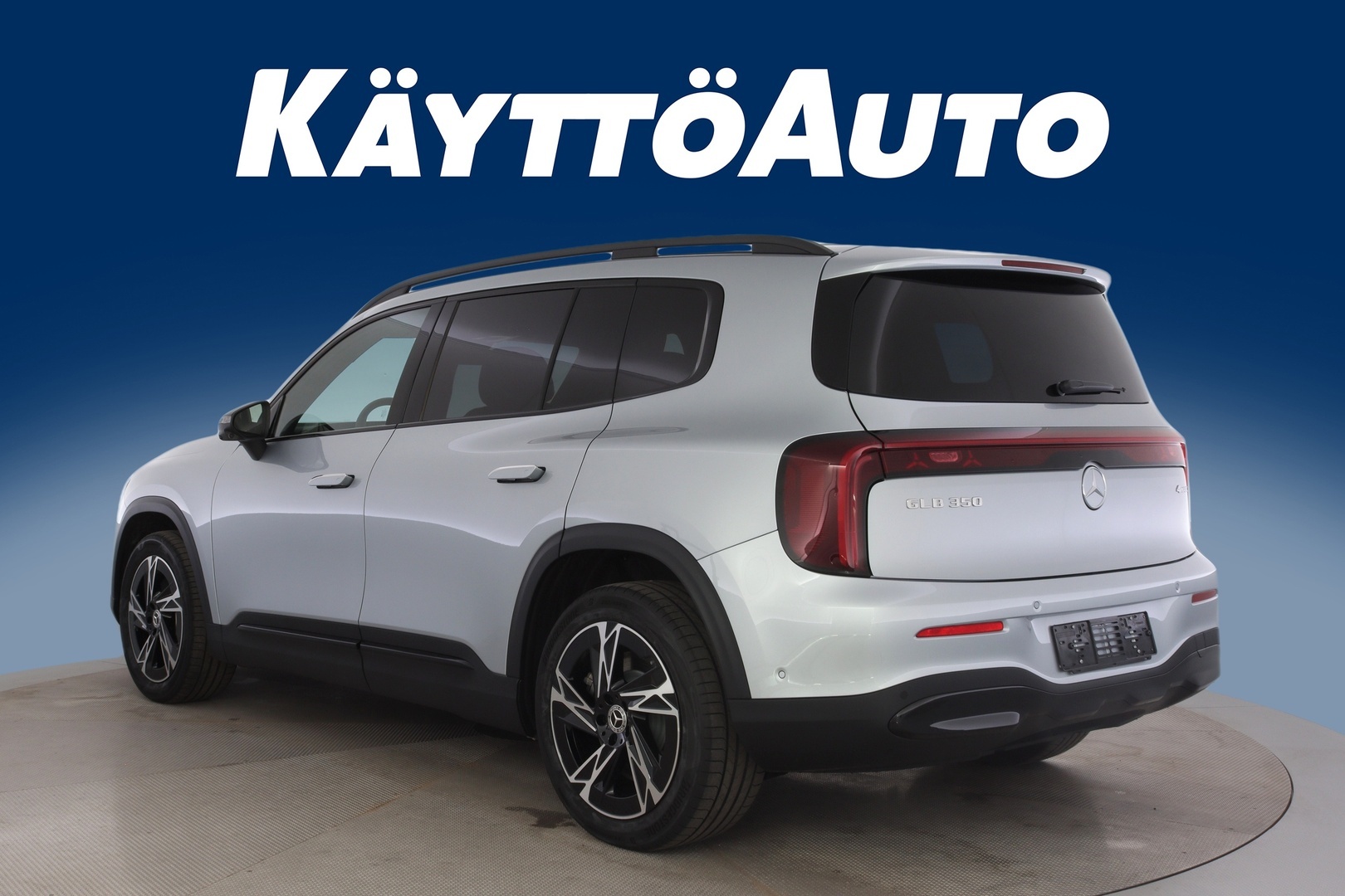 MERCEDES-BENZ GLB 2026