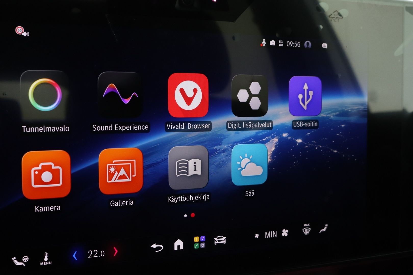 MERCEDES-BENZ GLB 2026