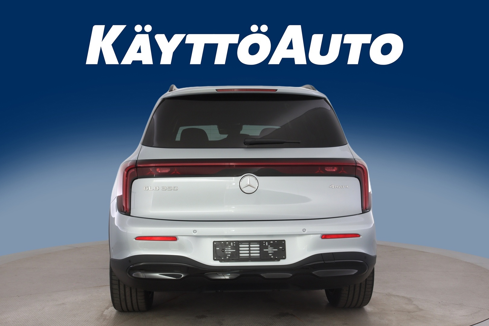 MERCEDES-BENZ GLB 2026