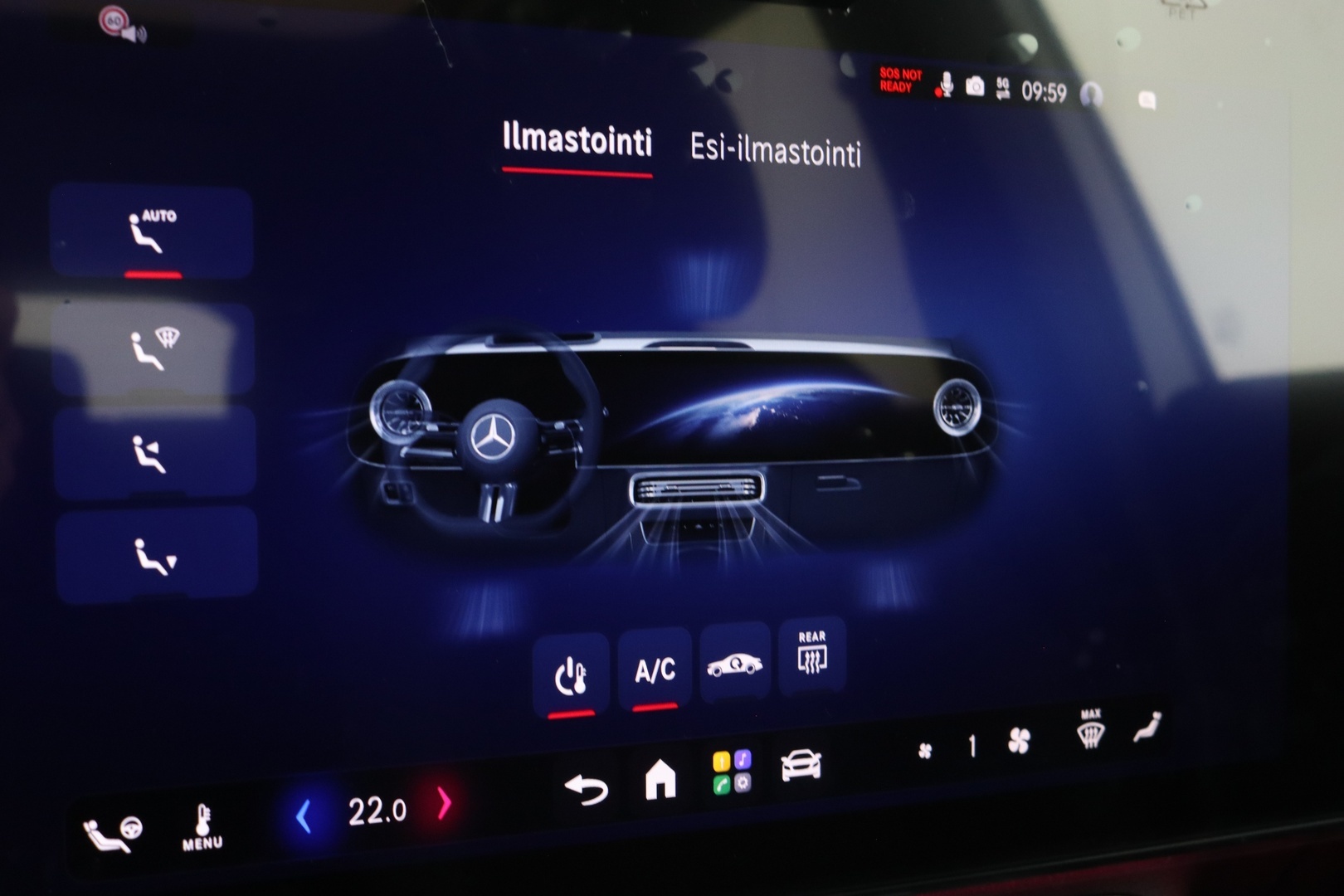 MERCEDES-BENZ GLB 2026