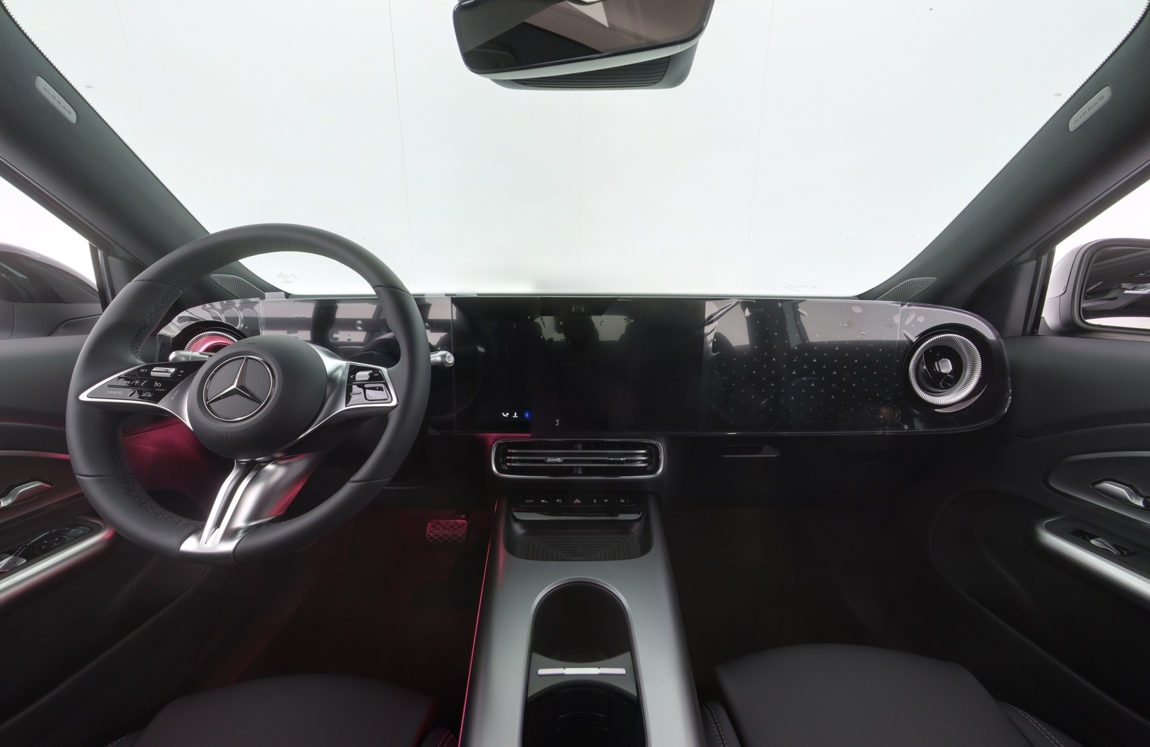 MERCEDES-BENZ GLB 2026