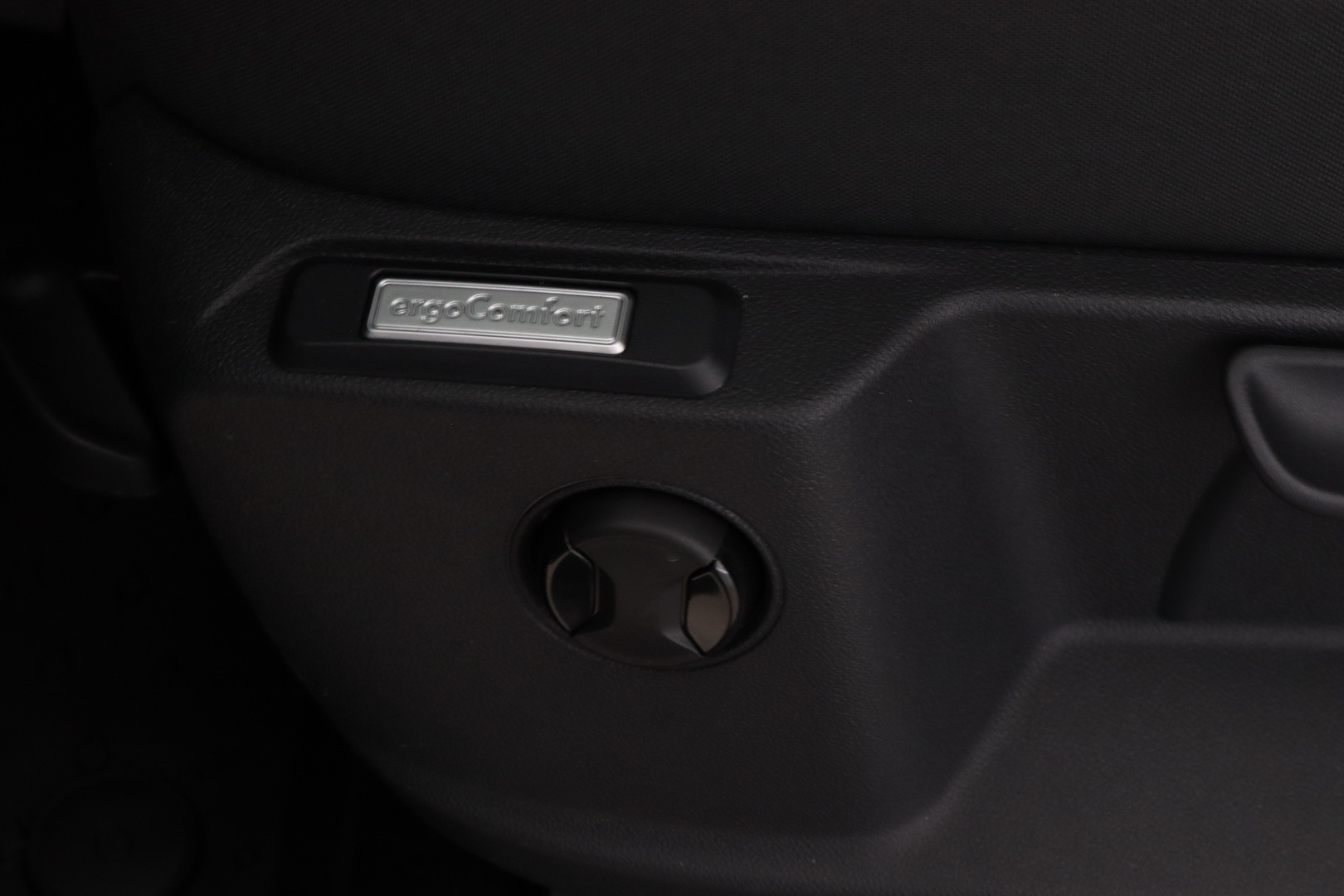 VOLKSWAGEN Caddy Maxi 2026