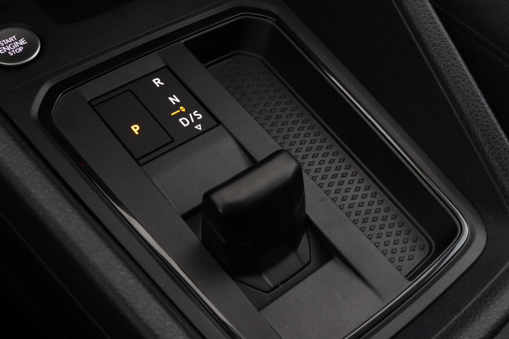 VOLKSWAGEN Caddy Maxi 2026