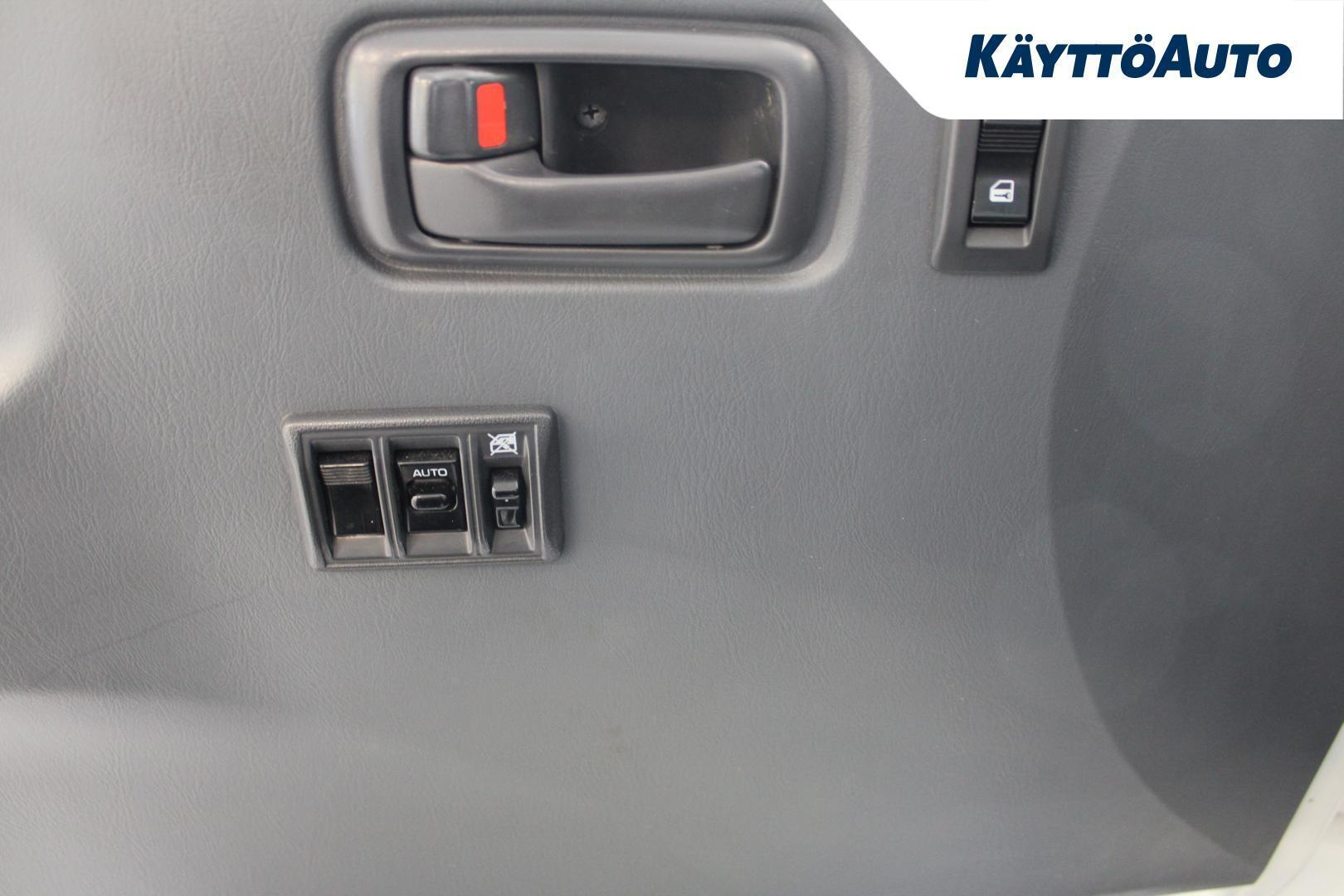 TOYOTA Hiace 2007